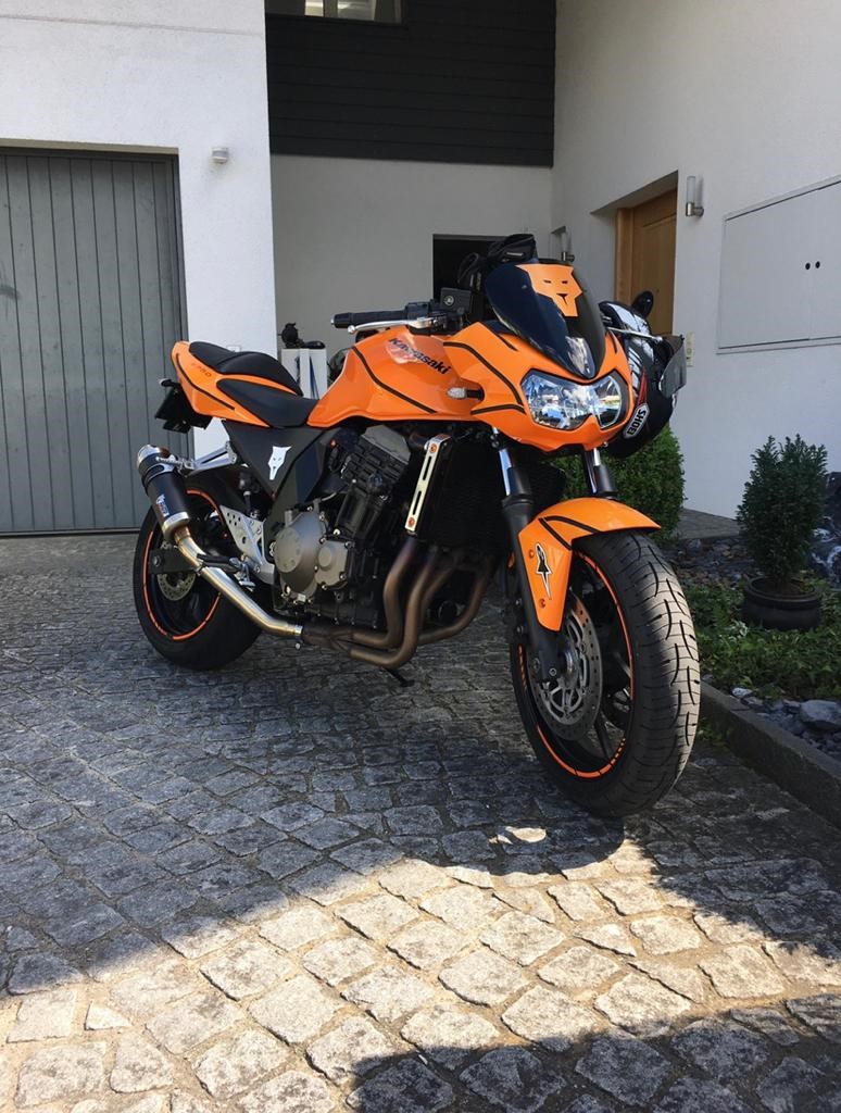 KAWASAKI Z 750-image-9
