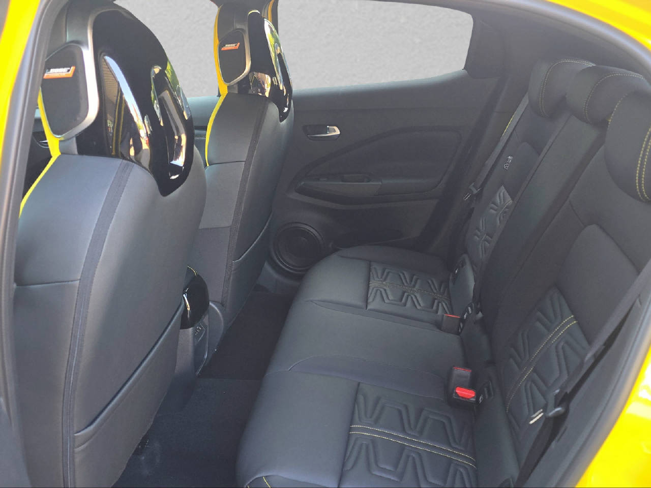 NISSAN Juke 1.6 Hybrid N-Sport-image-6