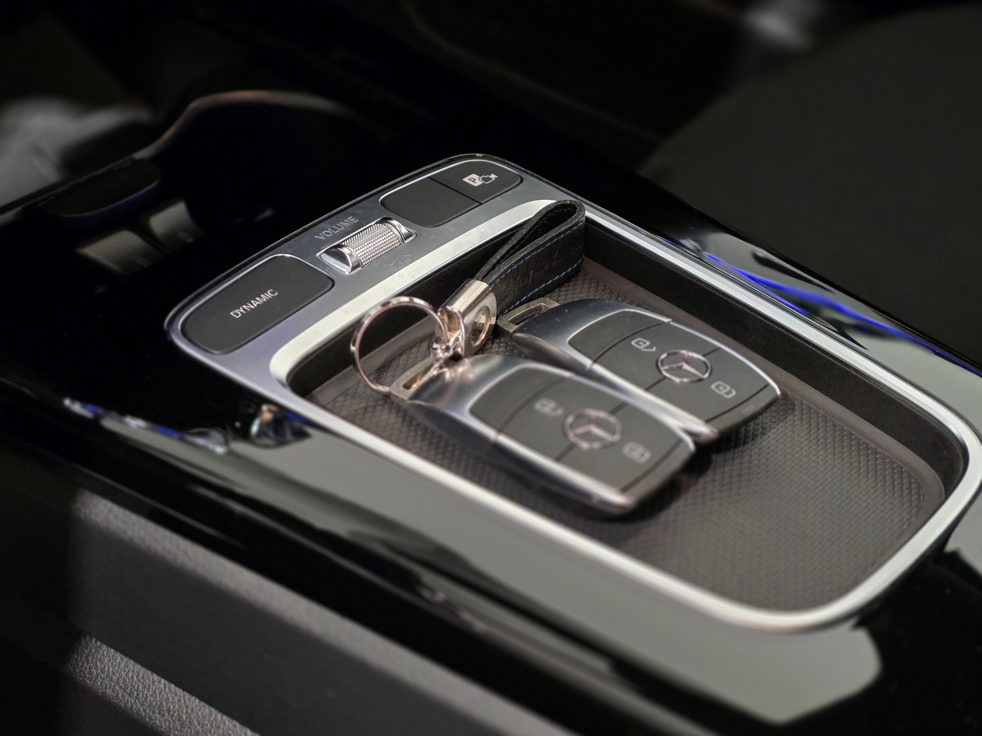 MERCEDES-BENZ A 180 Night Star AMG Line 7G-DCT-image-14