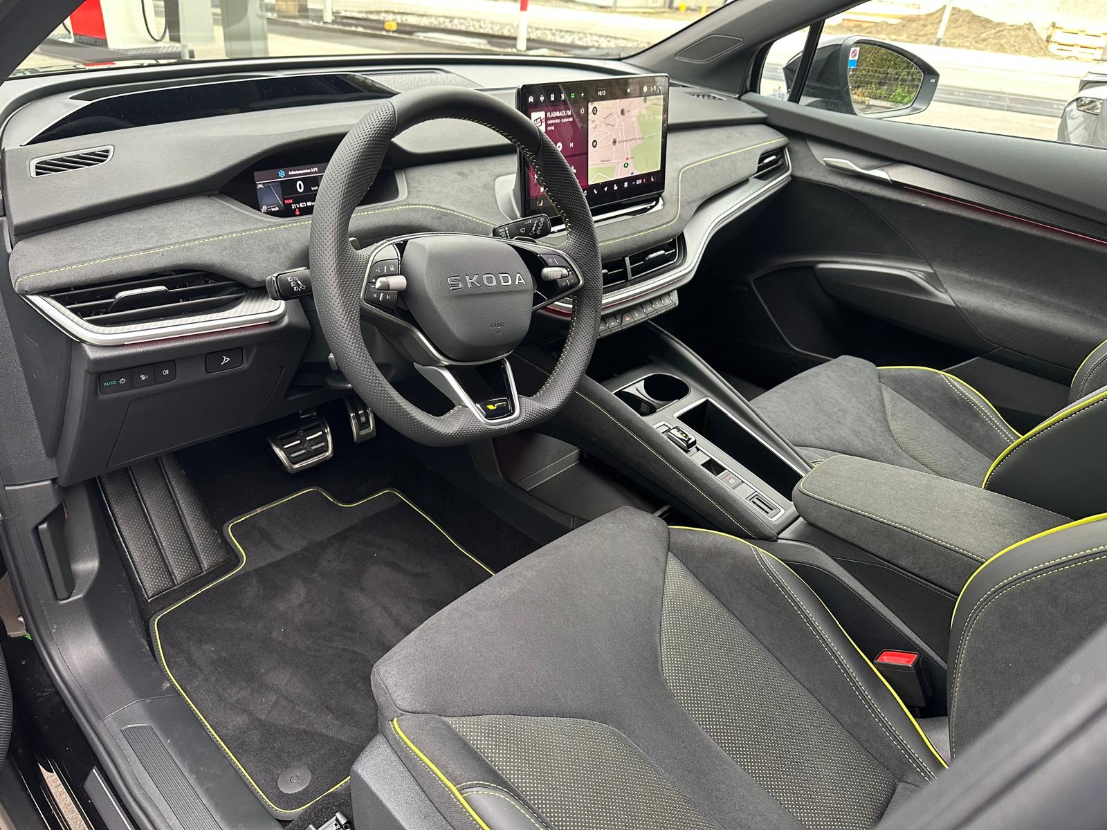 SKODA Elroq 85 RS 4x4-image-15