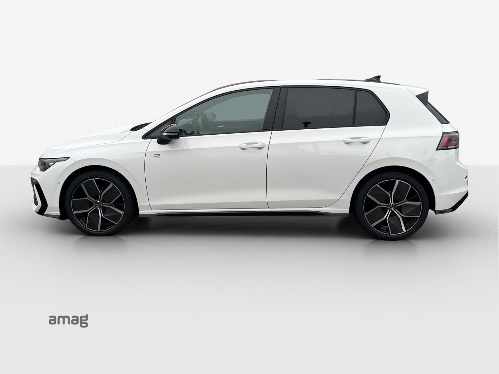 VW Golf 1.5 e TSI mHEV R-Line DSG-image-1