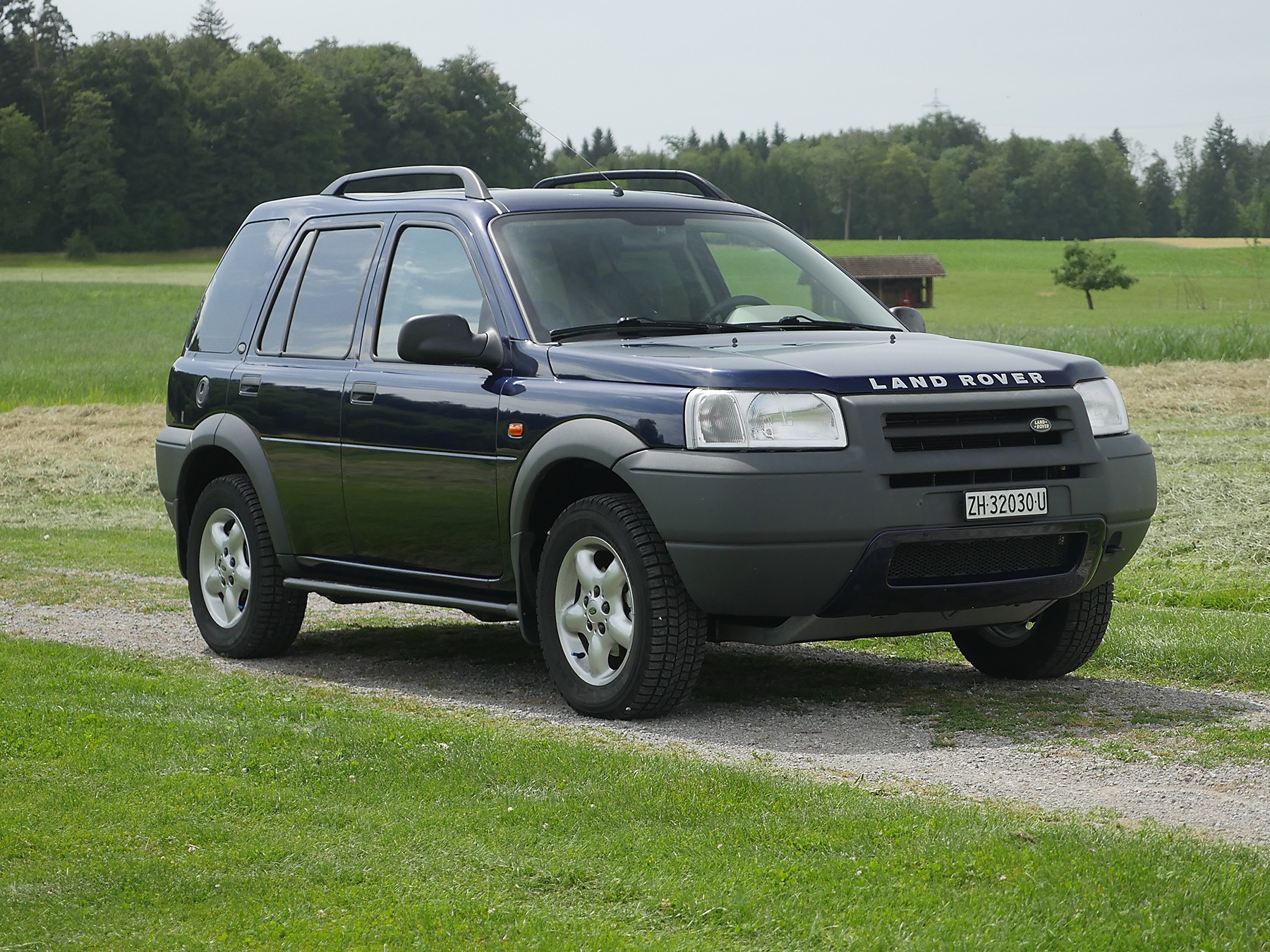 LAND ROVER Freelander 1.8 GS Wagon-image-2