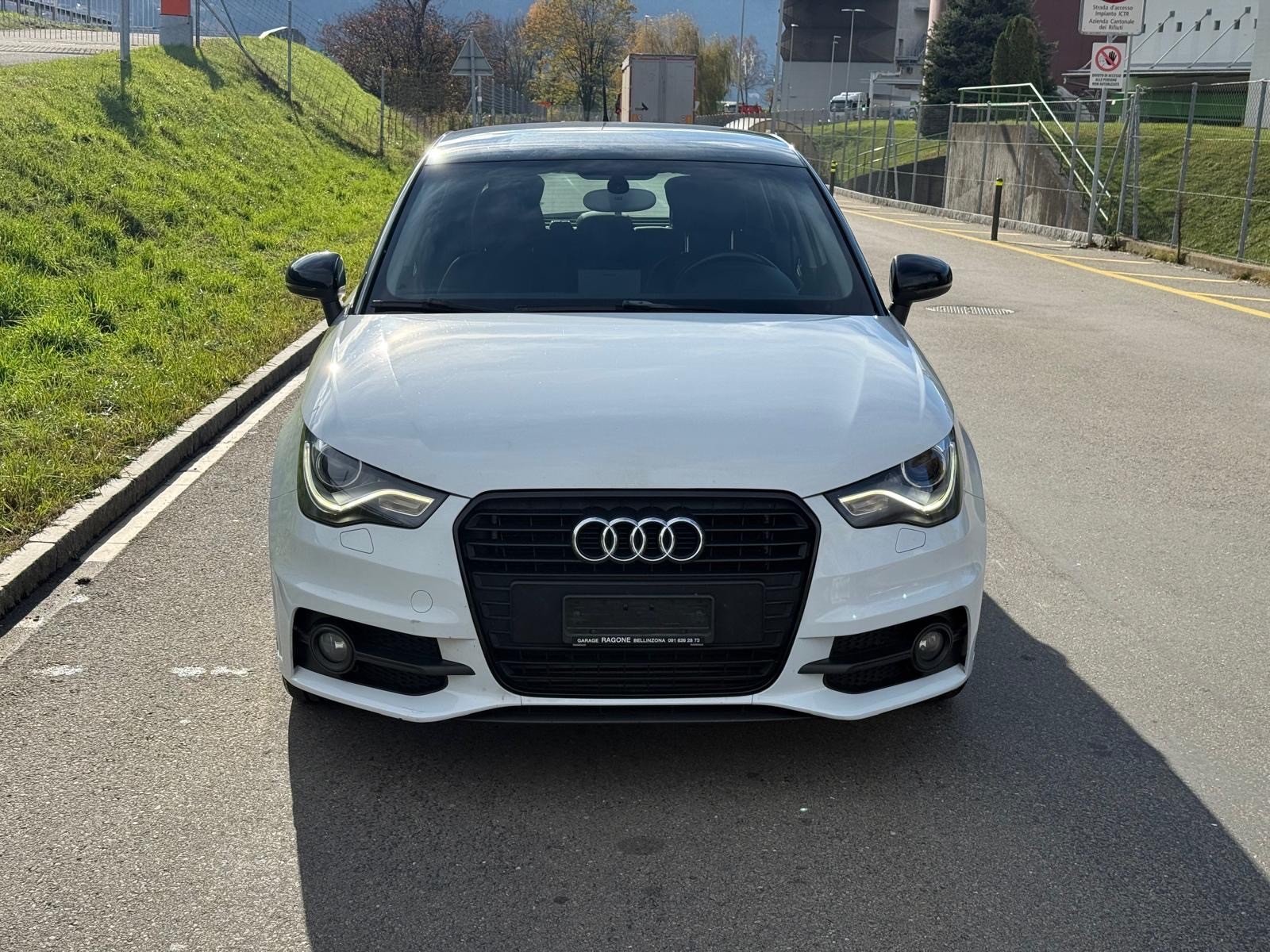 AUDI A1 Sportback 1.6 TDI admired DSG