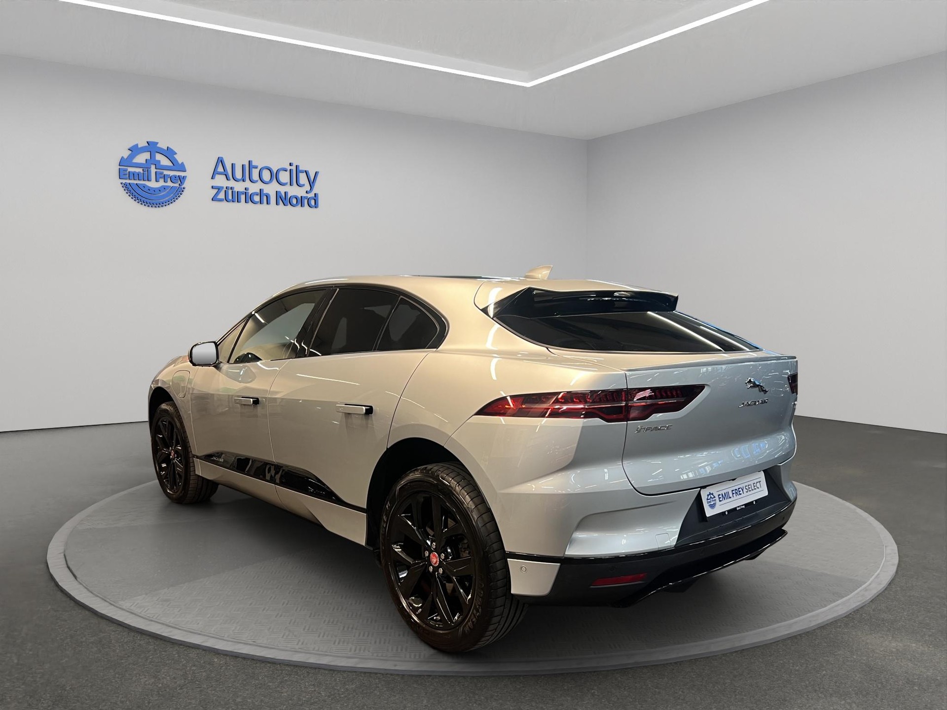 JAGUAR I-Pace EV400 S AWD-image-4