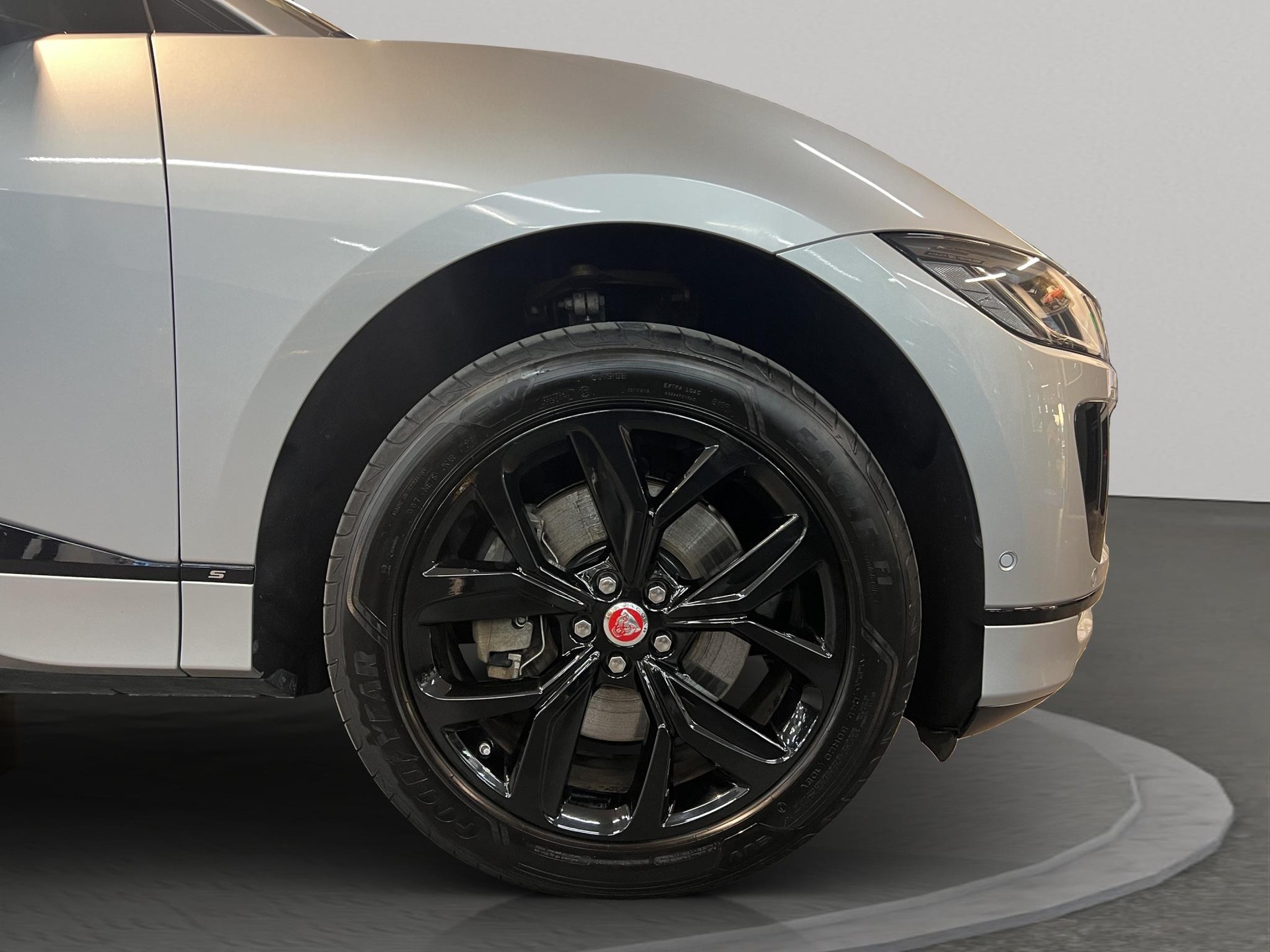 JAGUAR I-Pace EV400 S AWD-image-8