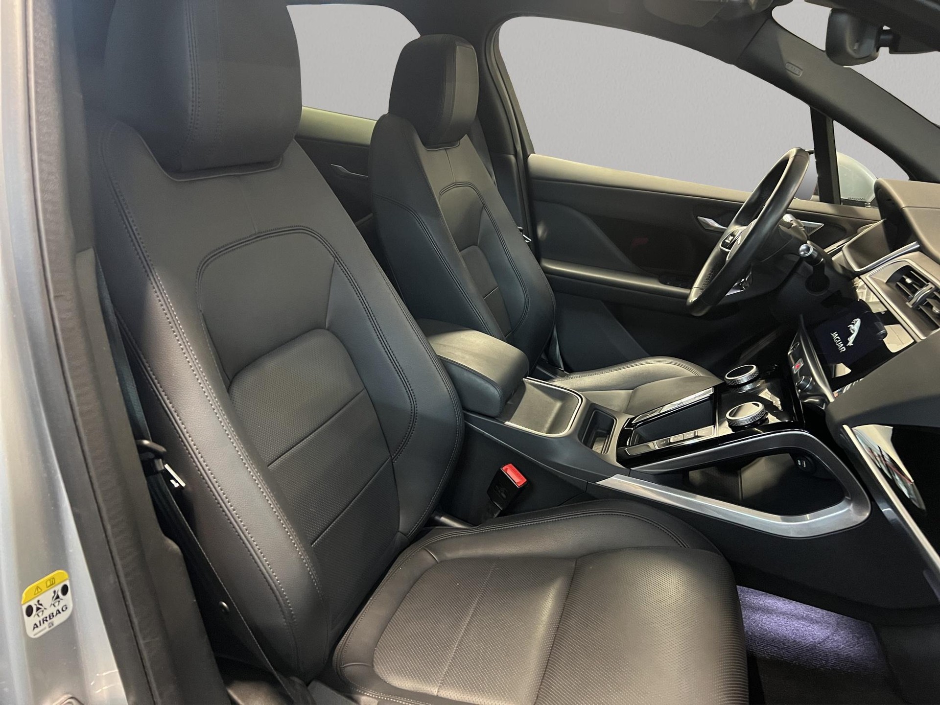 JAGUAR I-Pace EV400 S AWD-image-10