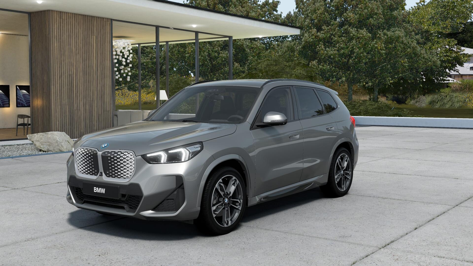 BMW iX1 20 eDrive-image-0