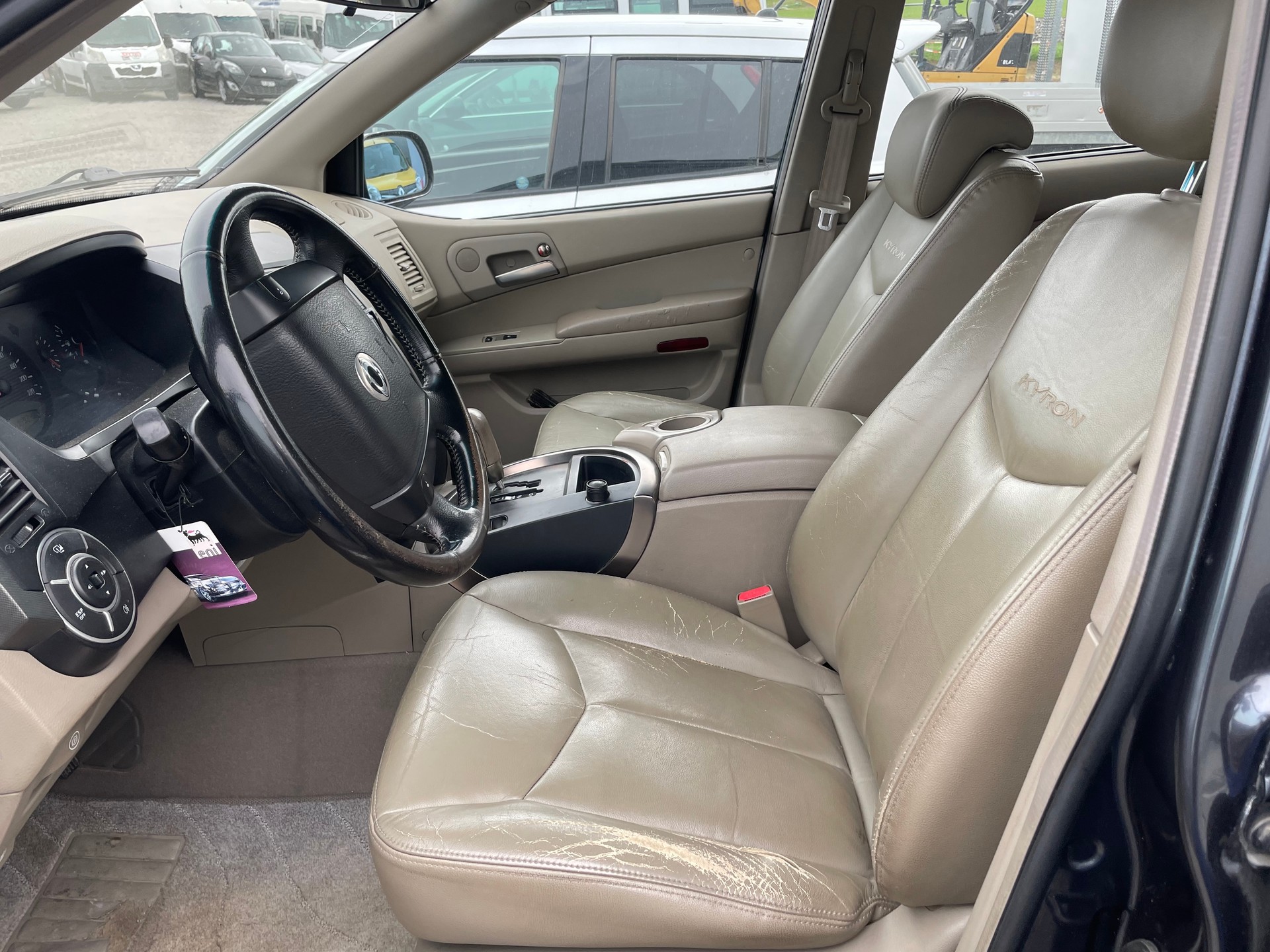 KGM-SsangYong Kyron 270 Xdi 4WD Comfort Automatic-image-5