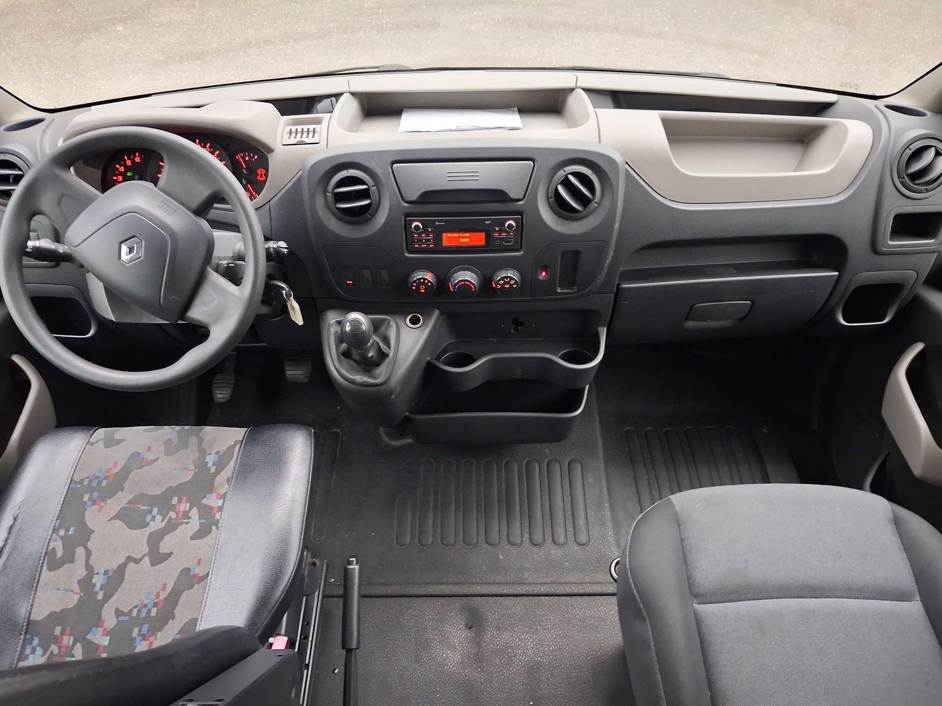 RENAULT Master T35 2.3dCi 130 L3H3. Garantie 12 mois-image-10