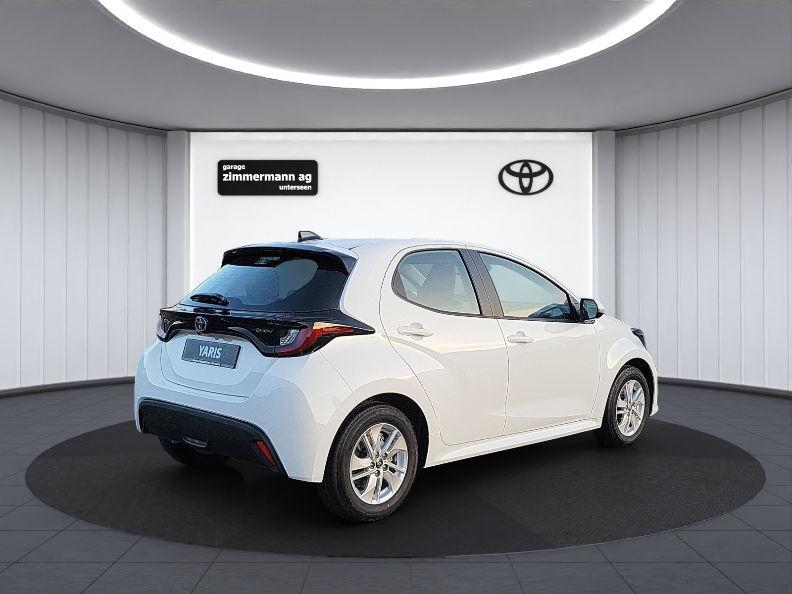 TOYOTA Yaris 1.5 VVT-i HSD Comfort-image-6