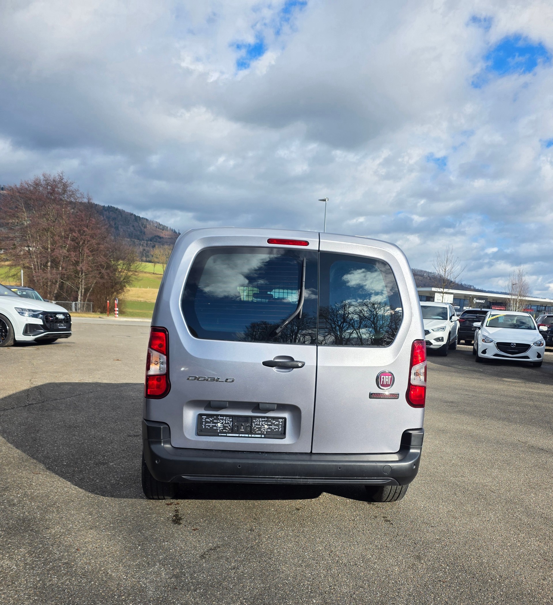 FIAT Doblo 1.2 PureTech L1 650kg Techno-image-4