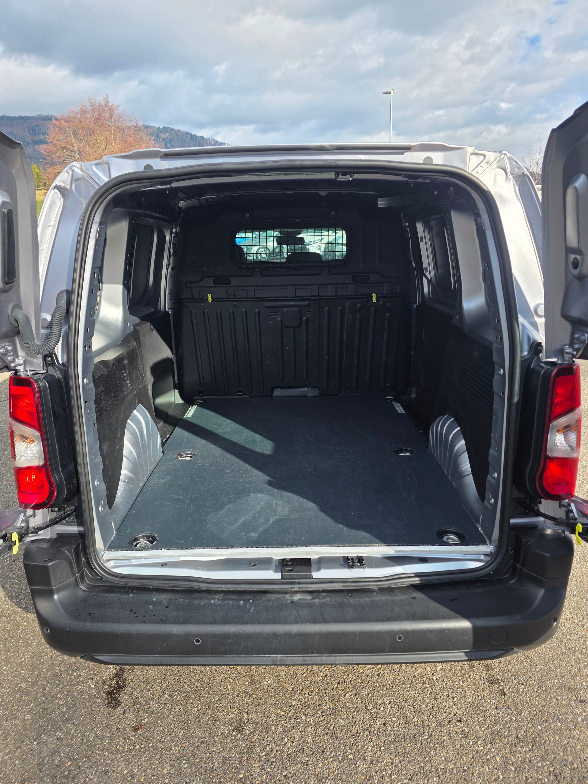 FIAT Doblo 1.2 PureTech L1 650kg Techno-image-7