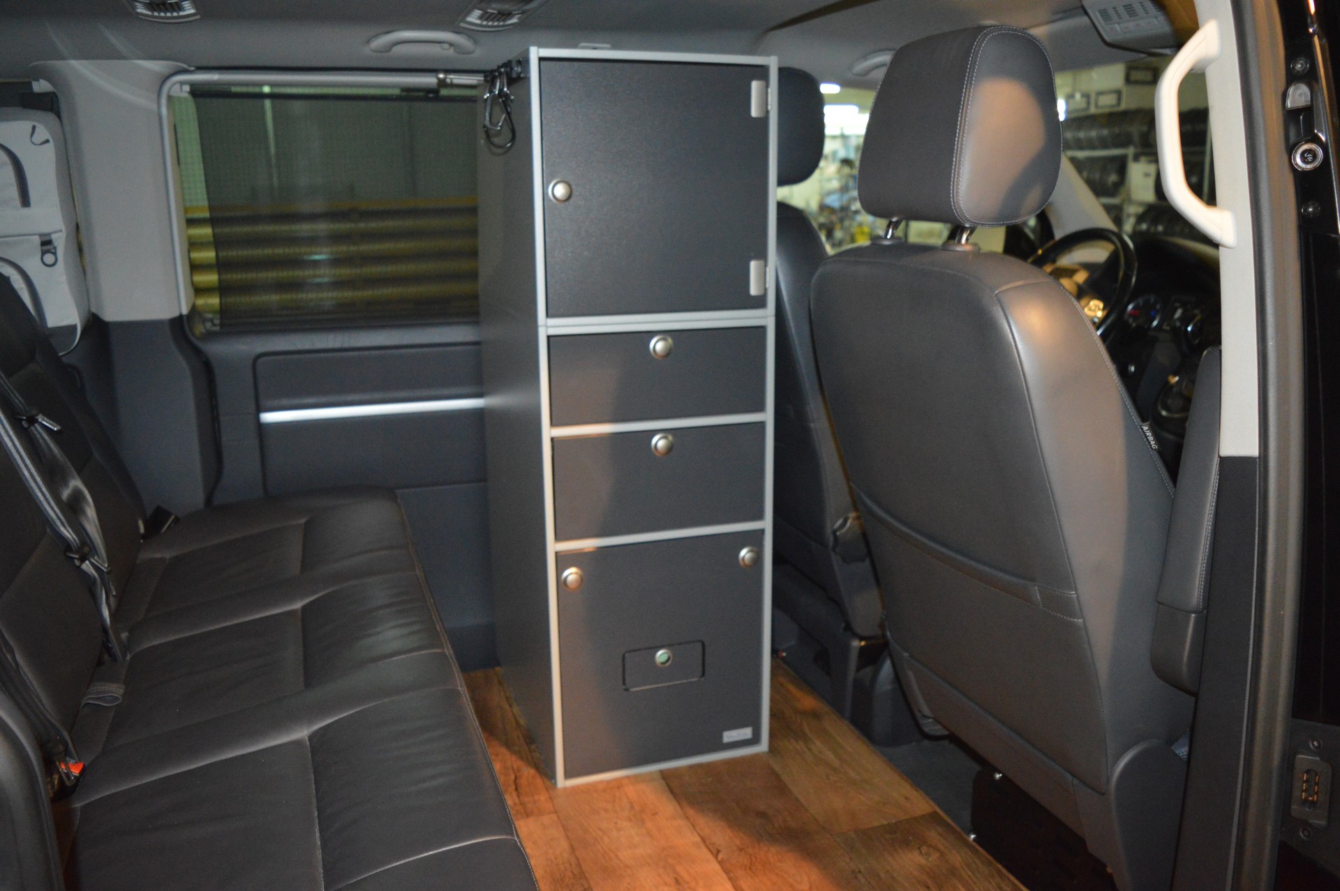 VW T5 Campingbus Multivan 2.0 Bi-TDI CR Highline DSG-image-22
