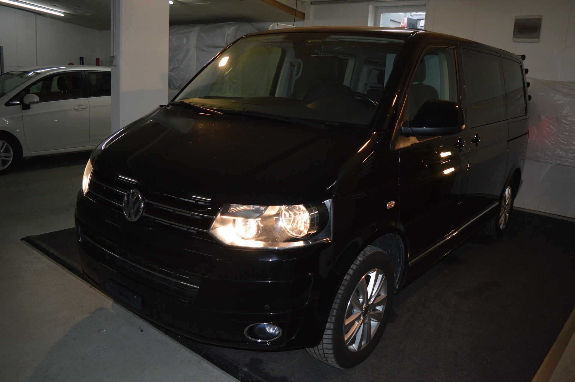 VW T5 Campingbus Multivan 2.0 Bi-TDI CR Highline DSG-image-1