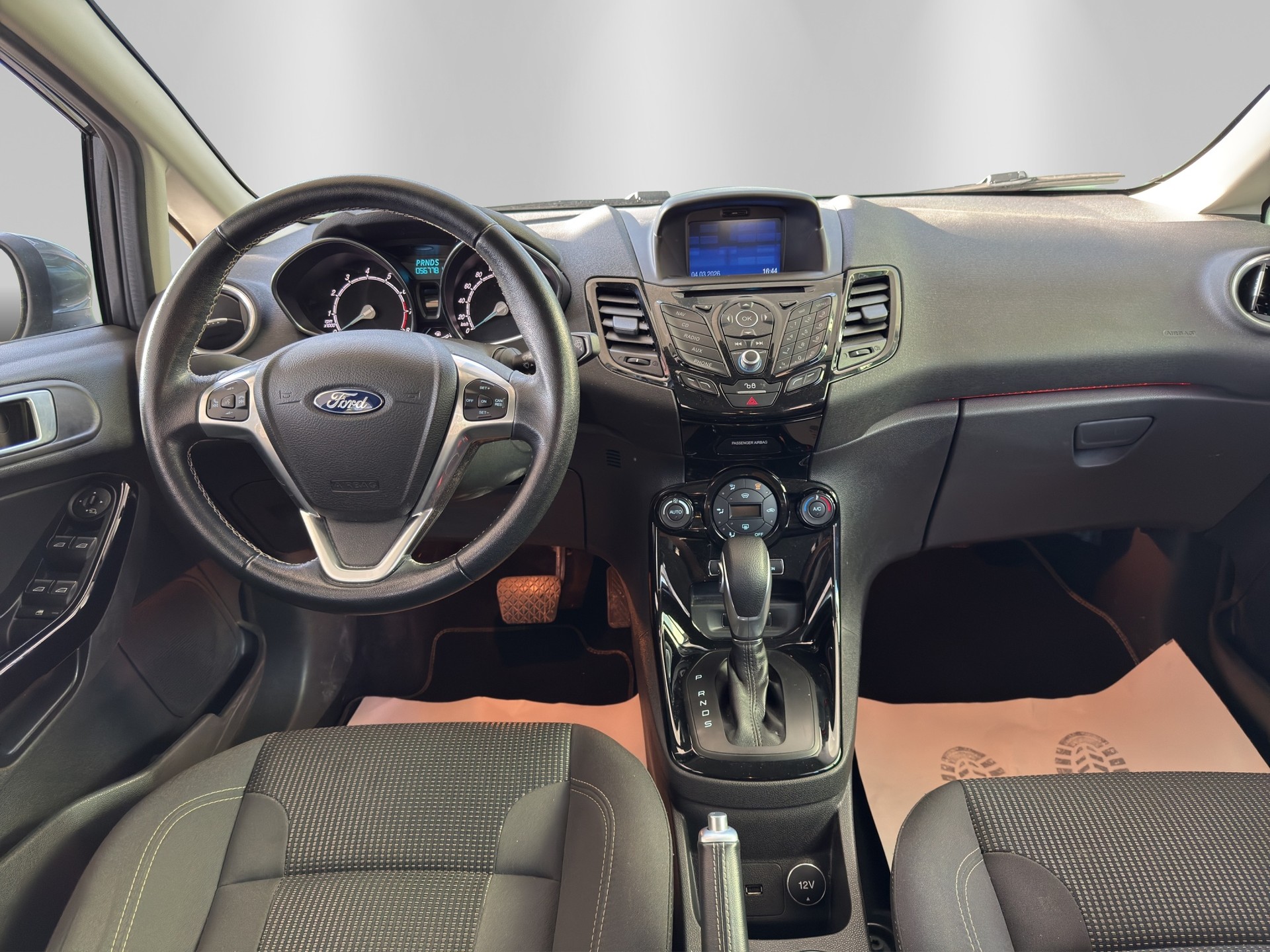FORD Fiesta 1.0 SCTi Titanium PowerShift-image-8