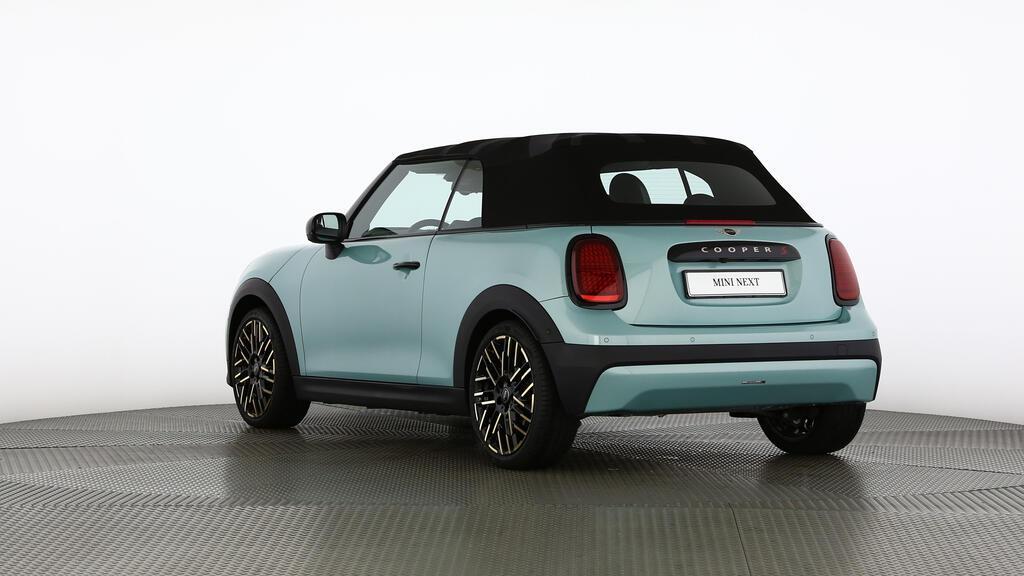 MINI Cooper S Cabrio-image-4