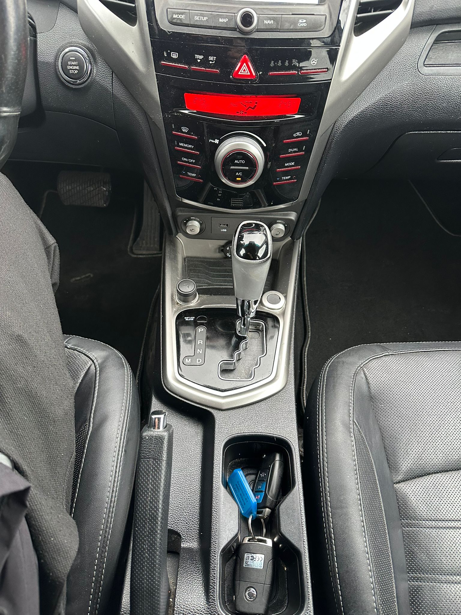 KGM-SsangYong Tivoli 1.6 eXDi Crystal 4WD Automatic-image-19