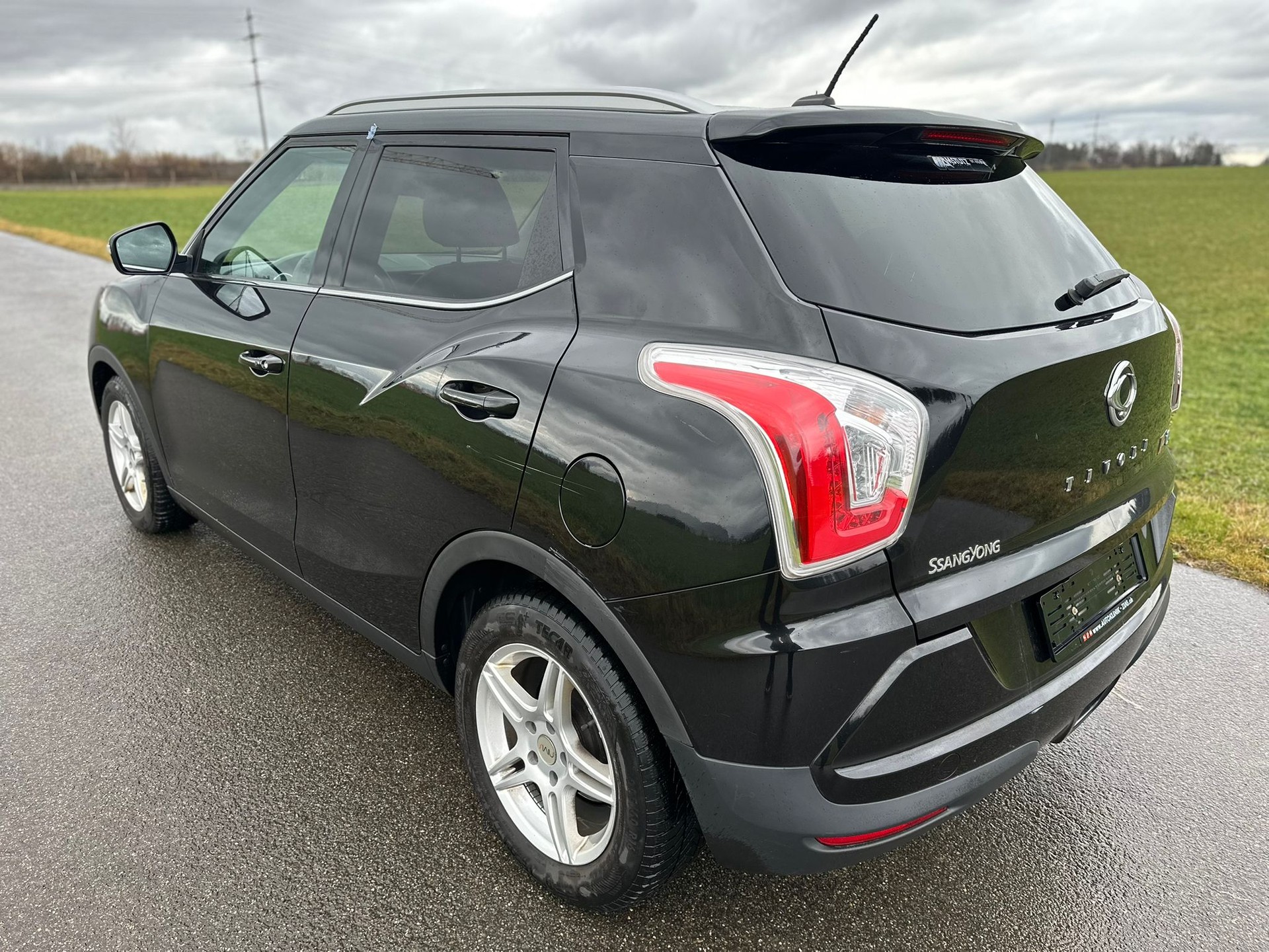 KGM-SsangYong Tivoli 1.6 eXDi Crystal 4WD Automatic-image-6