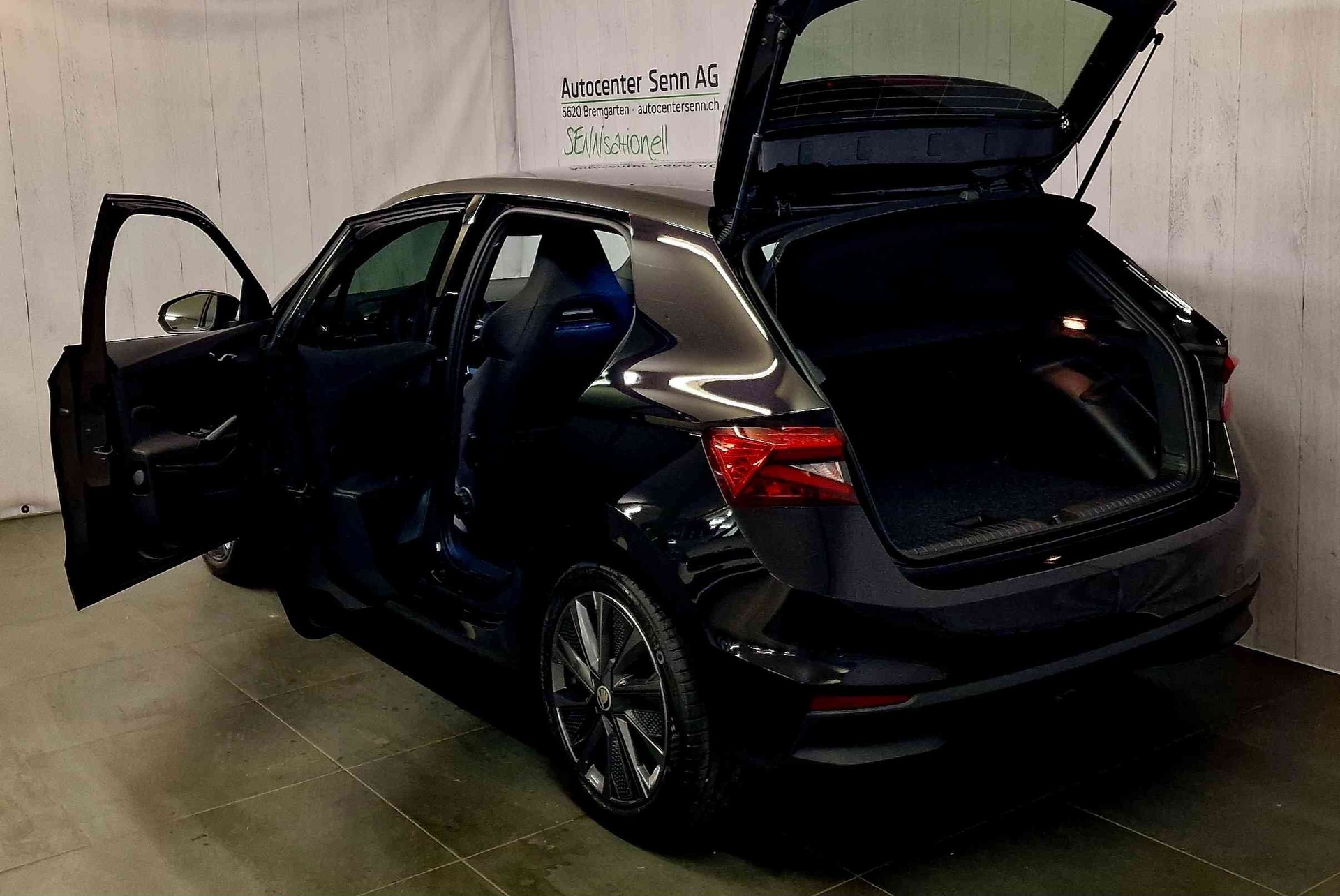SKODA Fabia 1.0 TSI Dynamic DSG-image-12