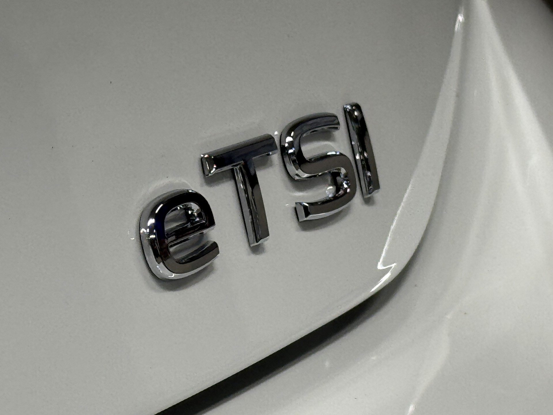 VW Golf 1.5 e TSI mHEV United DSG-image-5