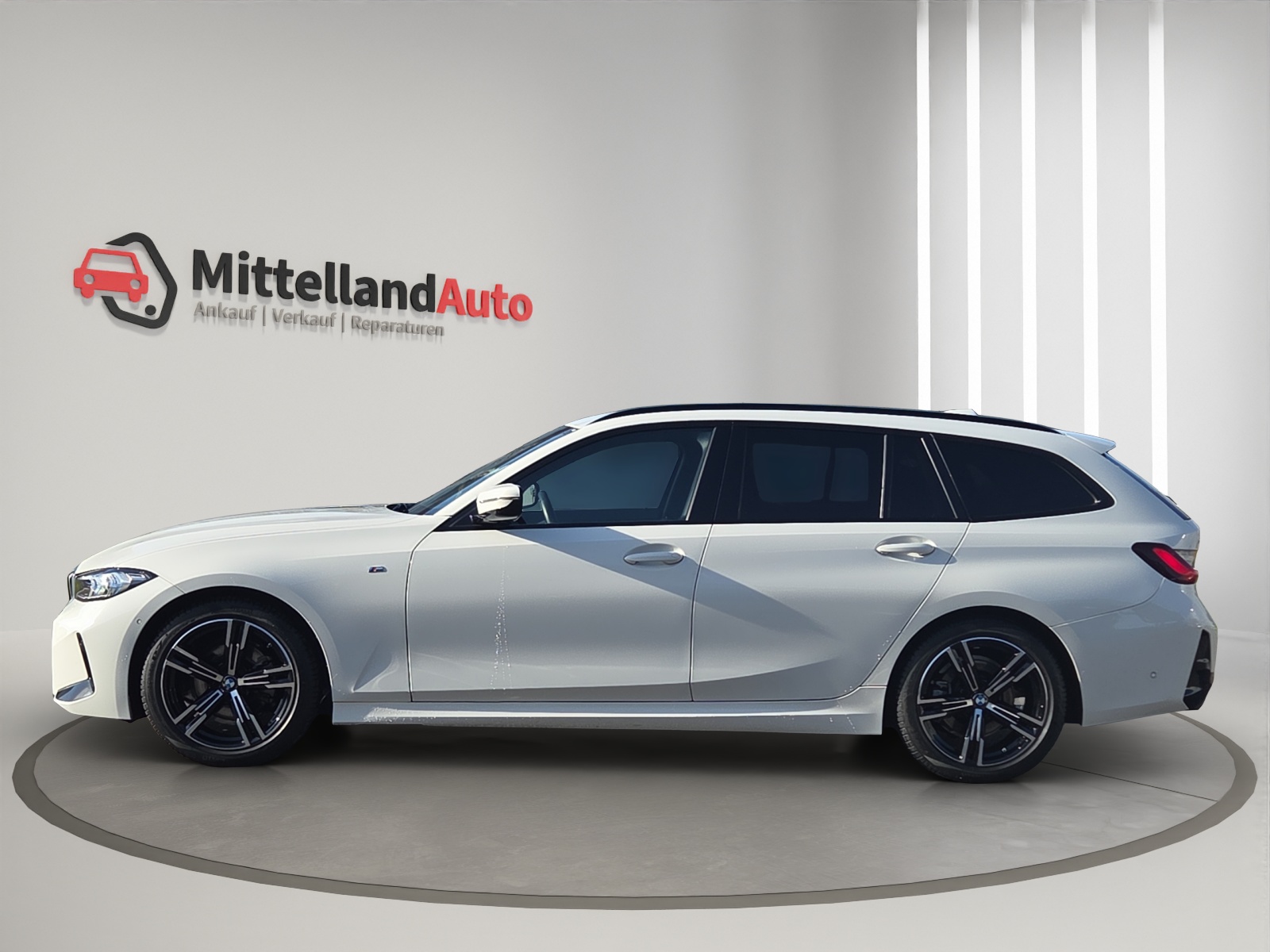 BMW 320d xDrive 48V Touring Steptronic M Sport-image-4
