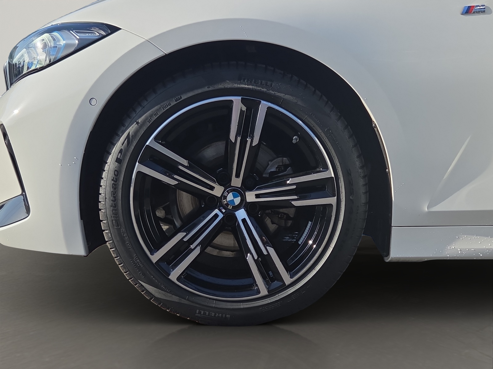 BMW 320d xDrive 48V Touring Steptronic M Sport-image-5