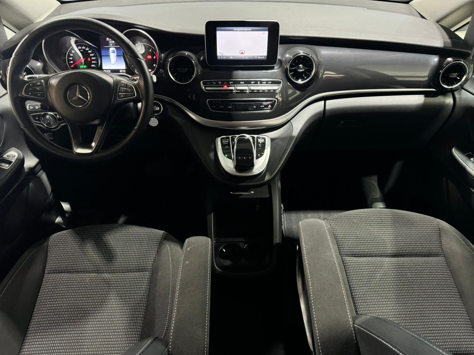 MERCEDES-BENZ V 220 d kurz 4matic Van CH FAHRZEUG-image-16