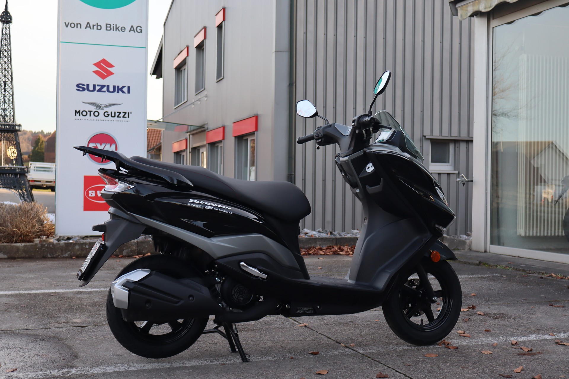SUZUKI UB125 L Burgman-showroom-element-2