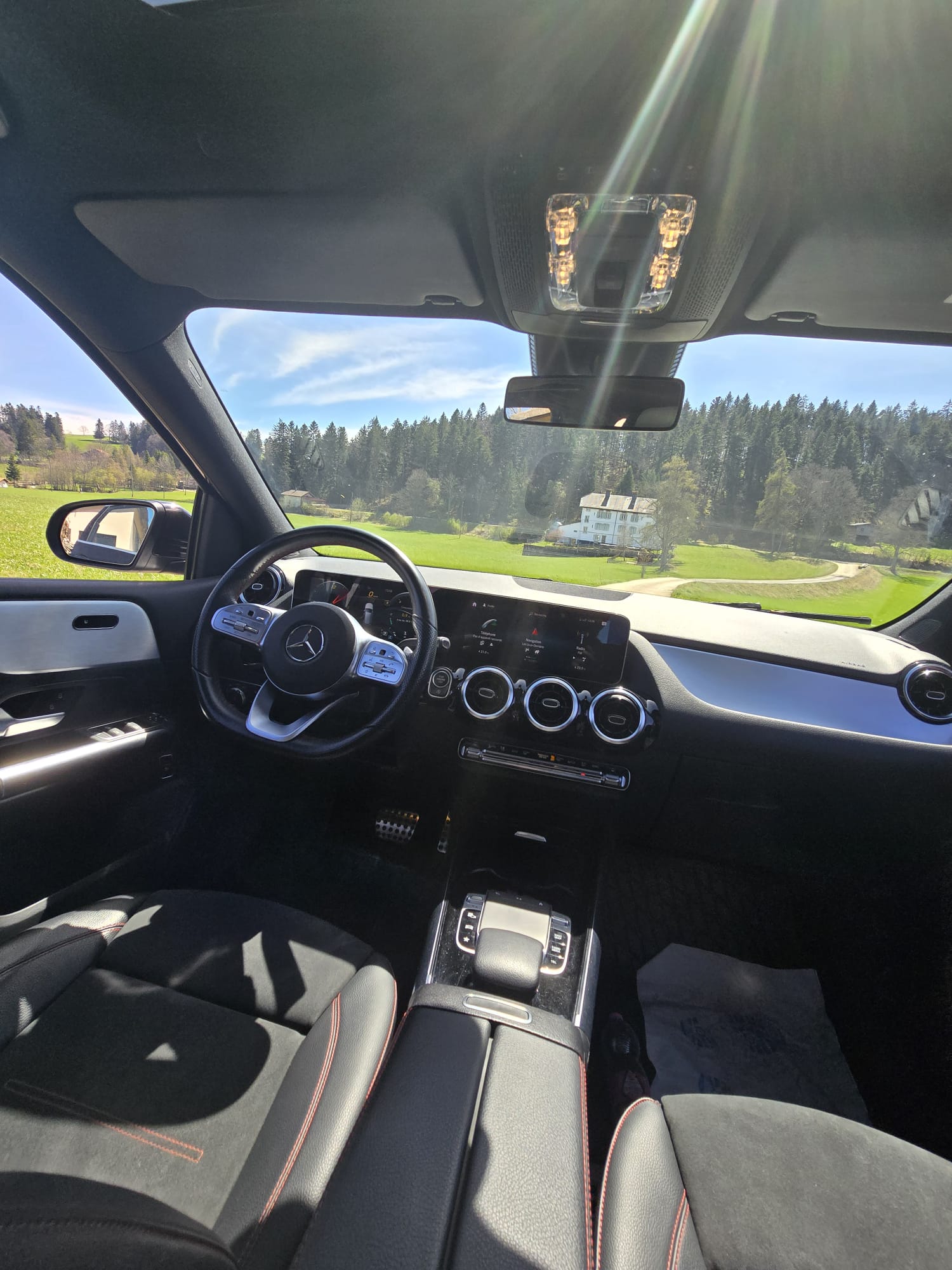 MERCEDES-BENZ E 350 CGI BlueEfficiency 7G-Tronic-image-5