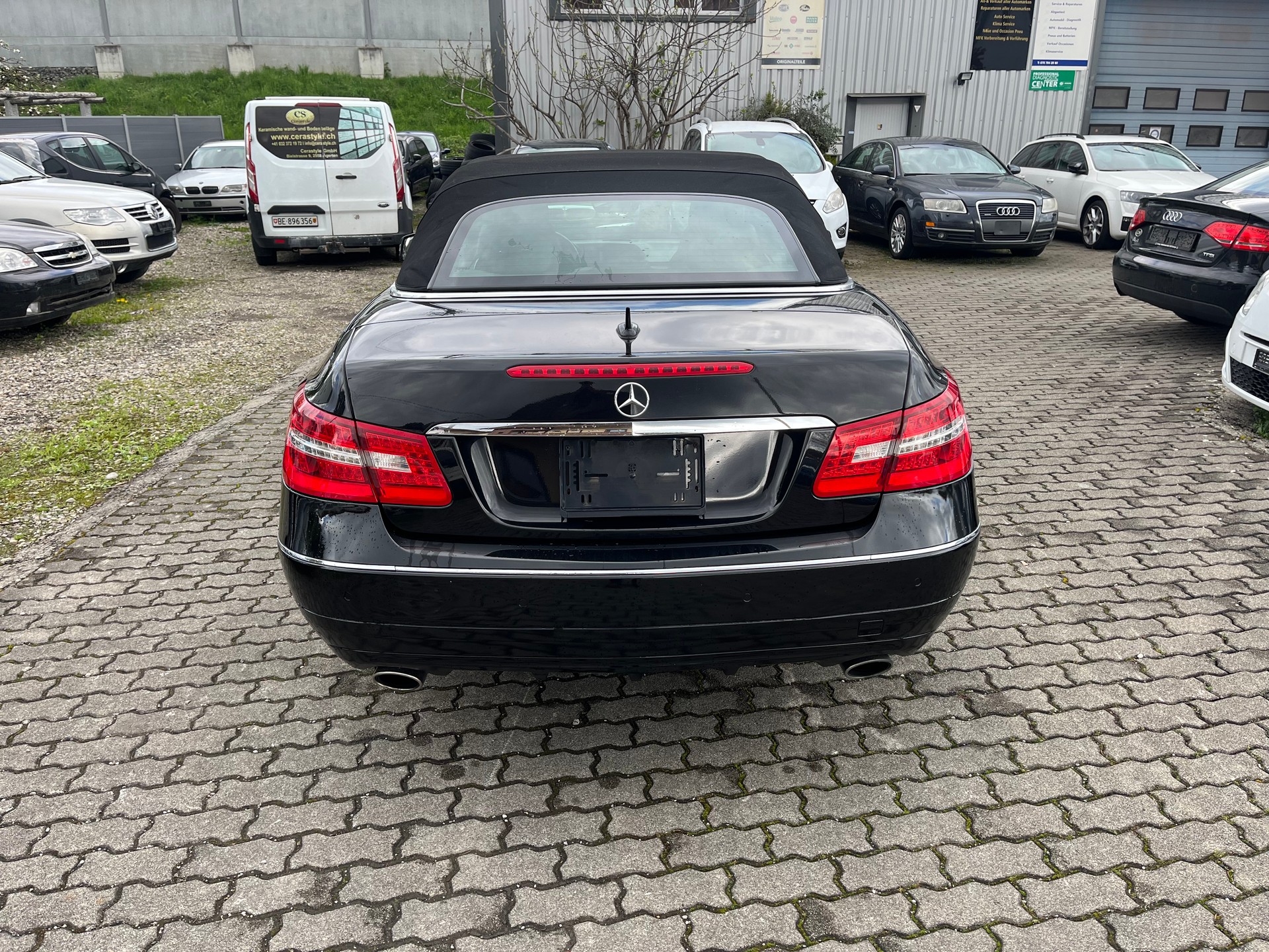 MERCEDES-BENZ E 350 CGI BlueEfficiency 7G-Tronic-image-3