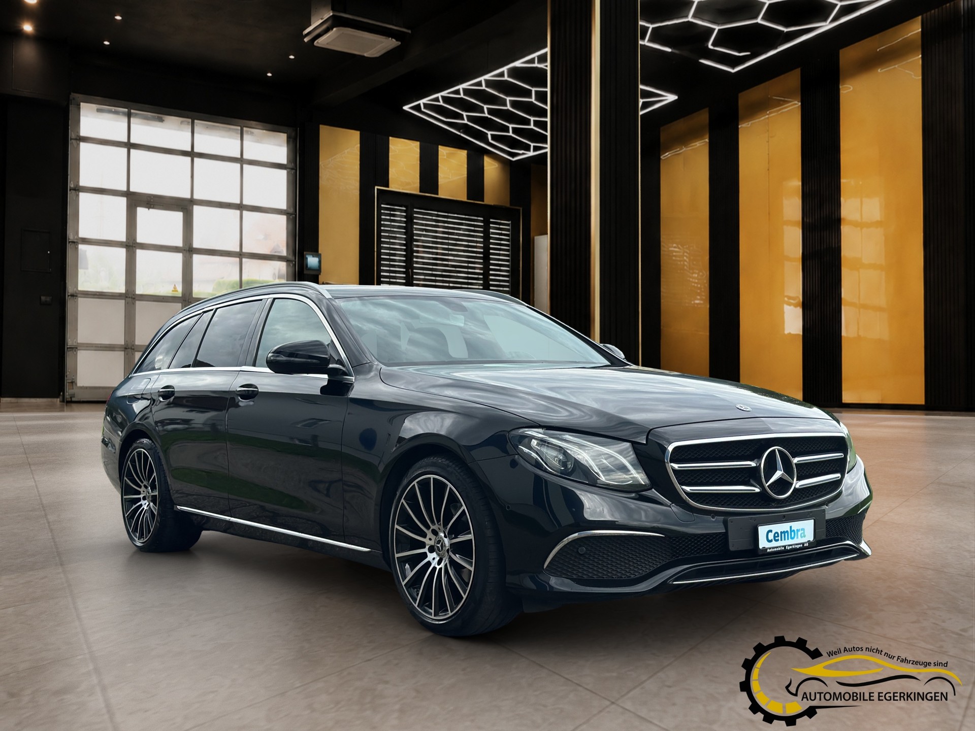 MERCEDES-BENZ E 220 d Avantgarde-image-2