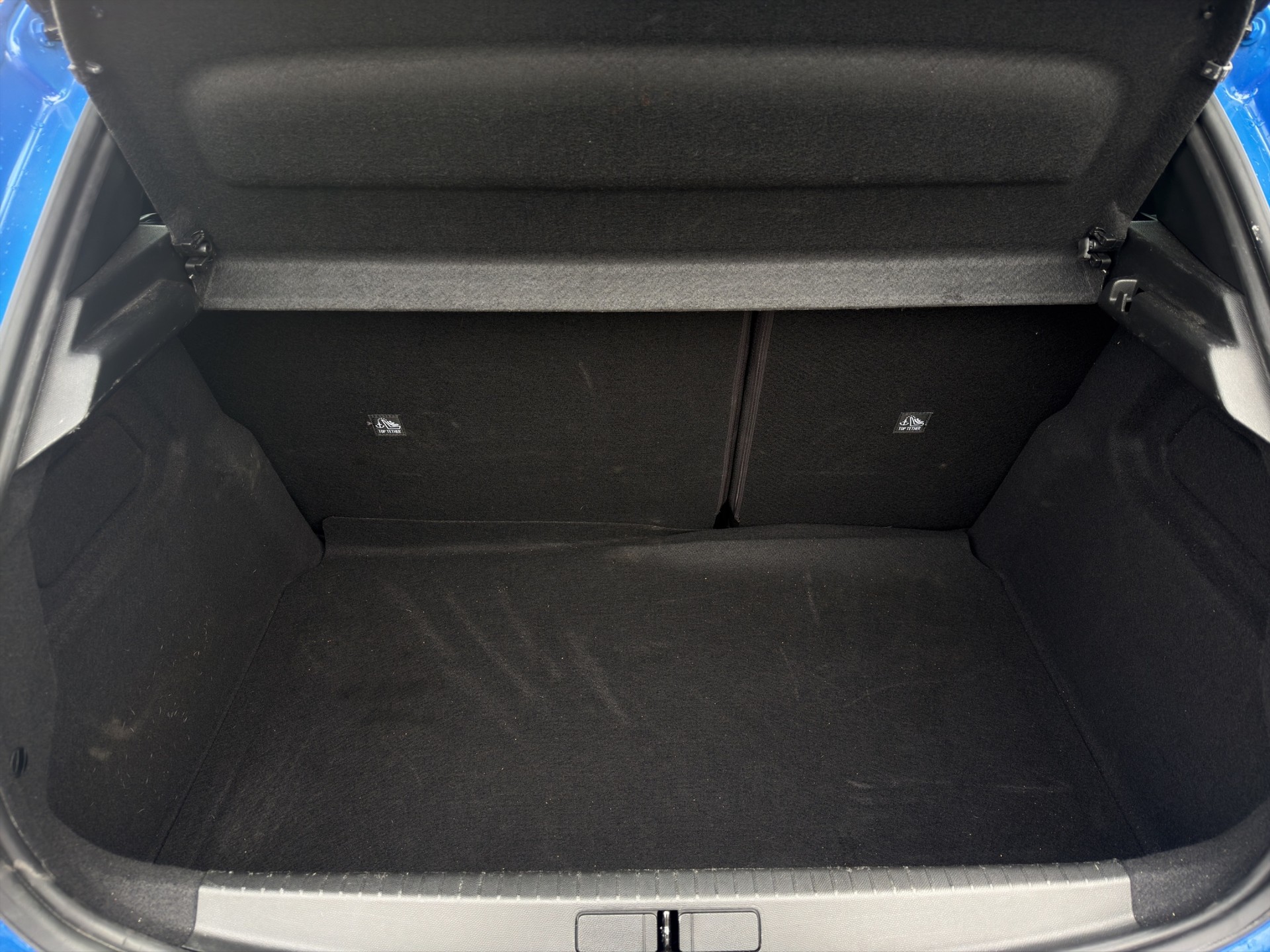 OPEL Corsa 1.2 T Edition-image-17