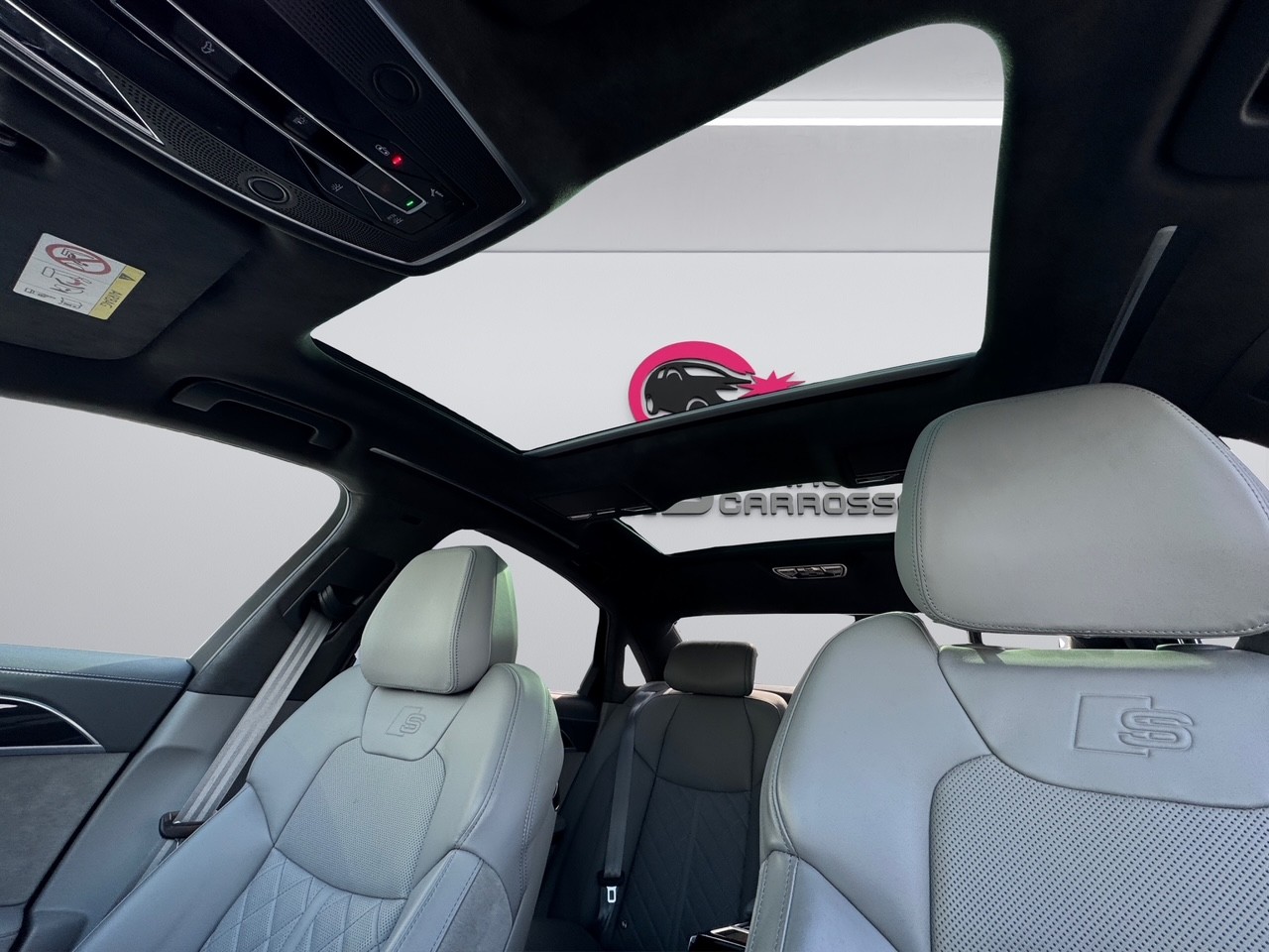 AUDI A8 60 L TFSI e quattro tiptronic-image-11