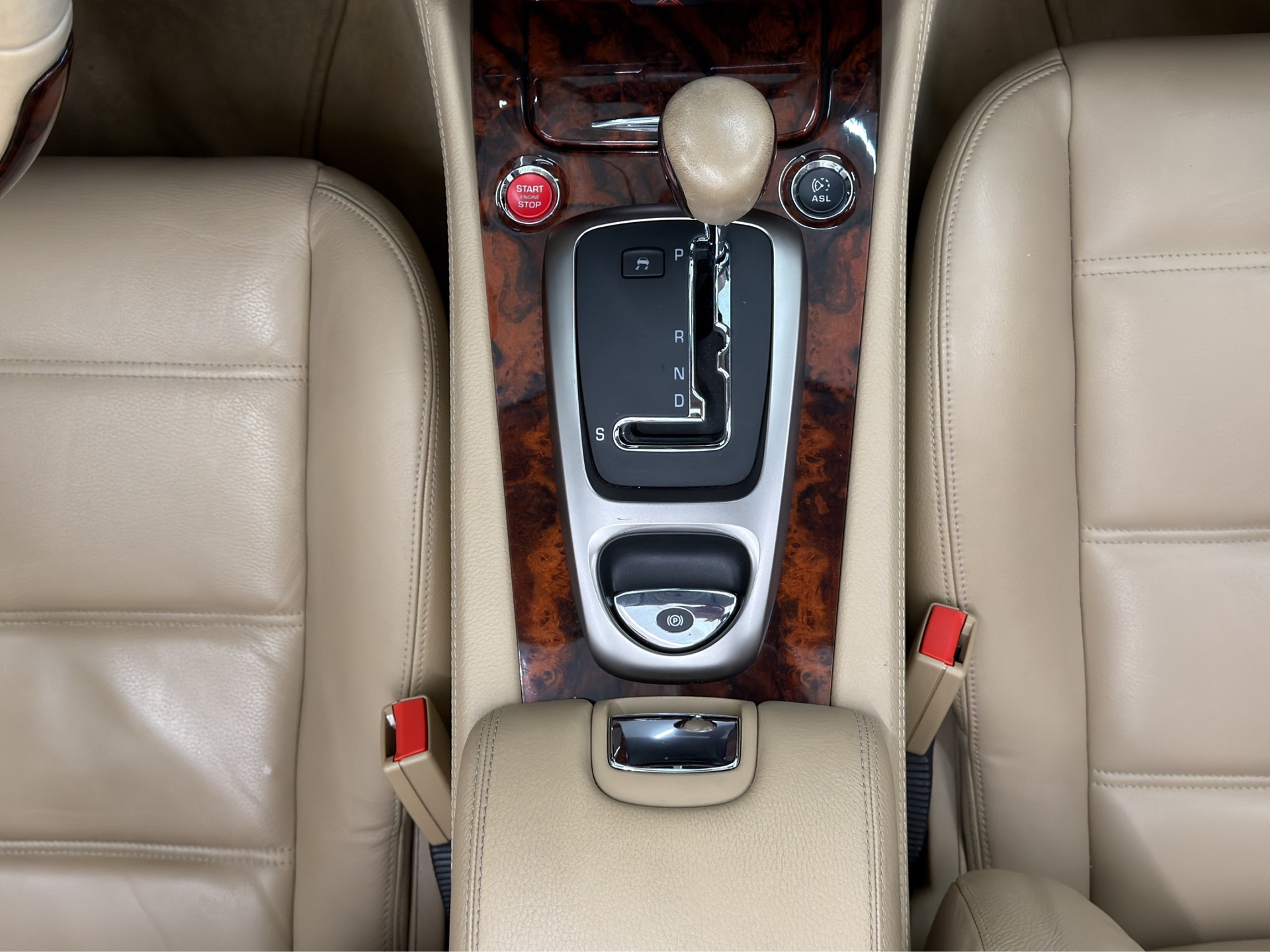 JAGUAR XKR 4.2 V8 SC Automatic-image-19