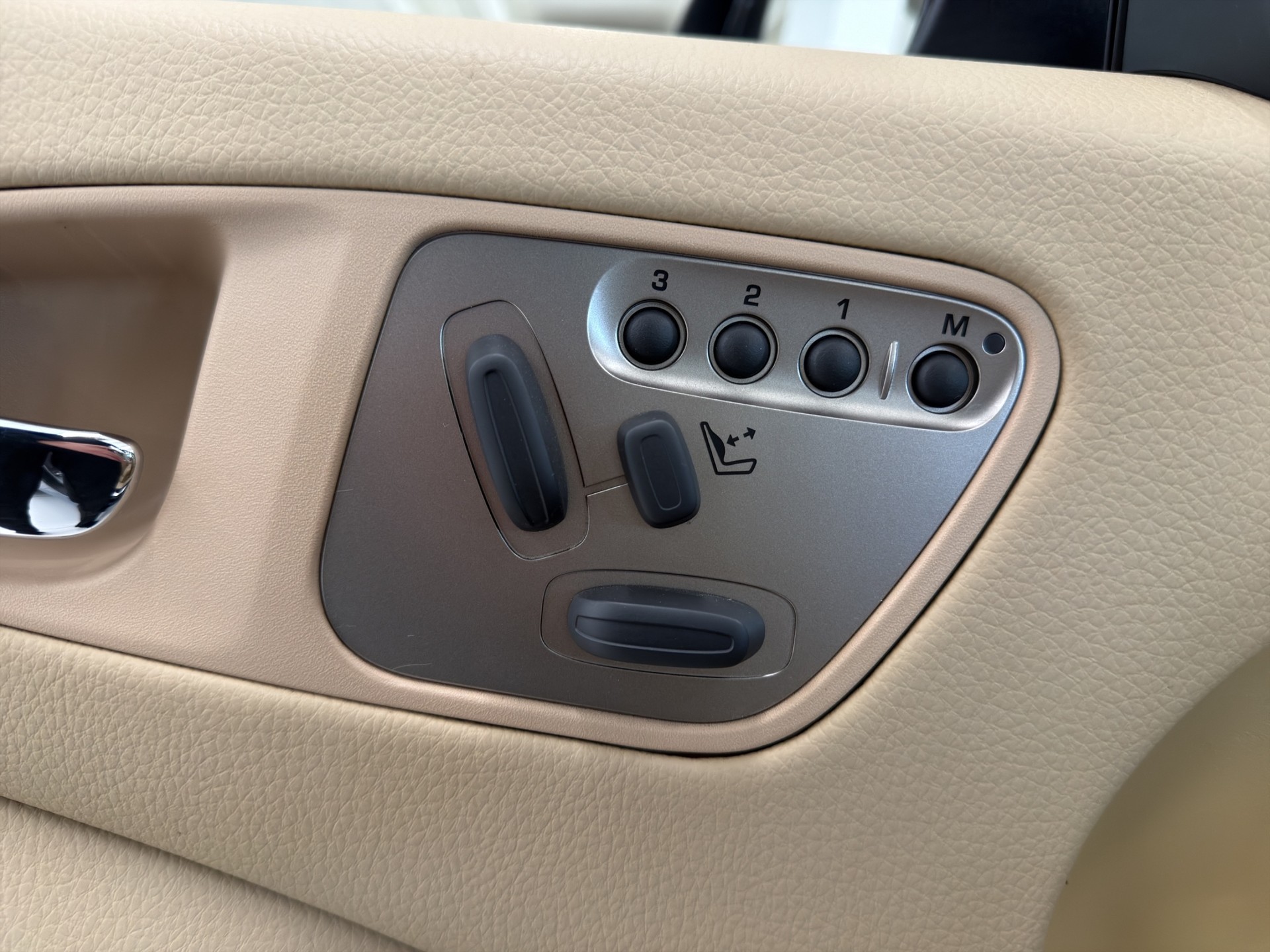 JAGUAR XKR 4.2 V8 SC Automatic-image-20