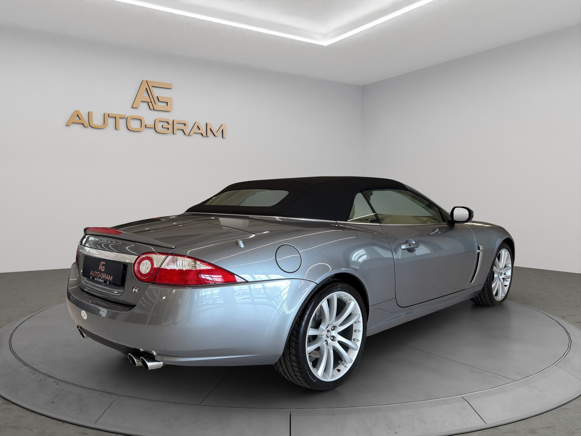 JAGUAR XKR 4.2 V8 SC Automatic-image-4