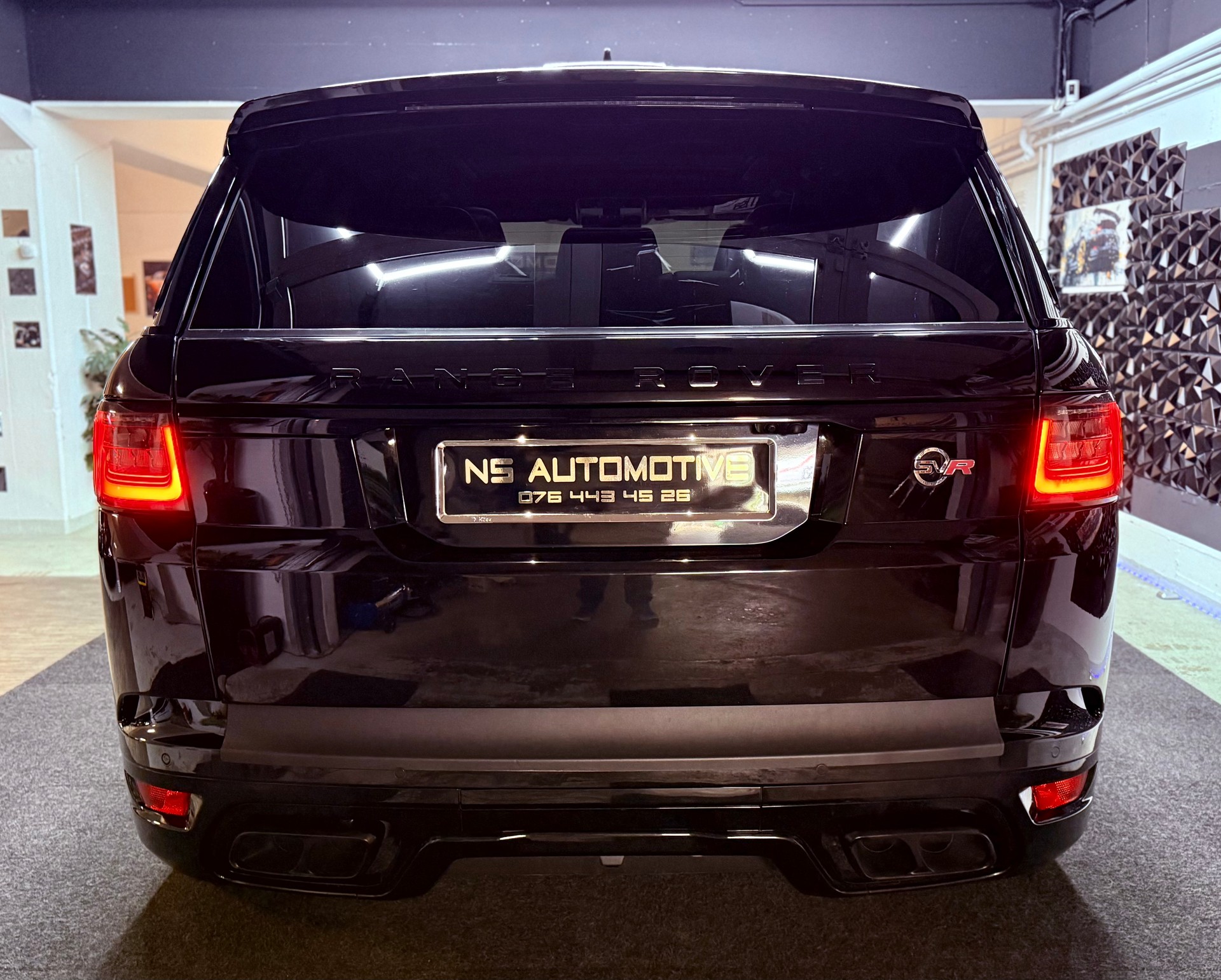 LAND ROVER Range Rover Sport 5.0 V8 S/C SVR Automatic-image-4