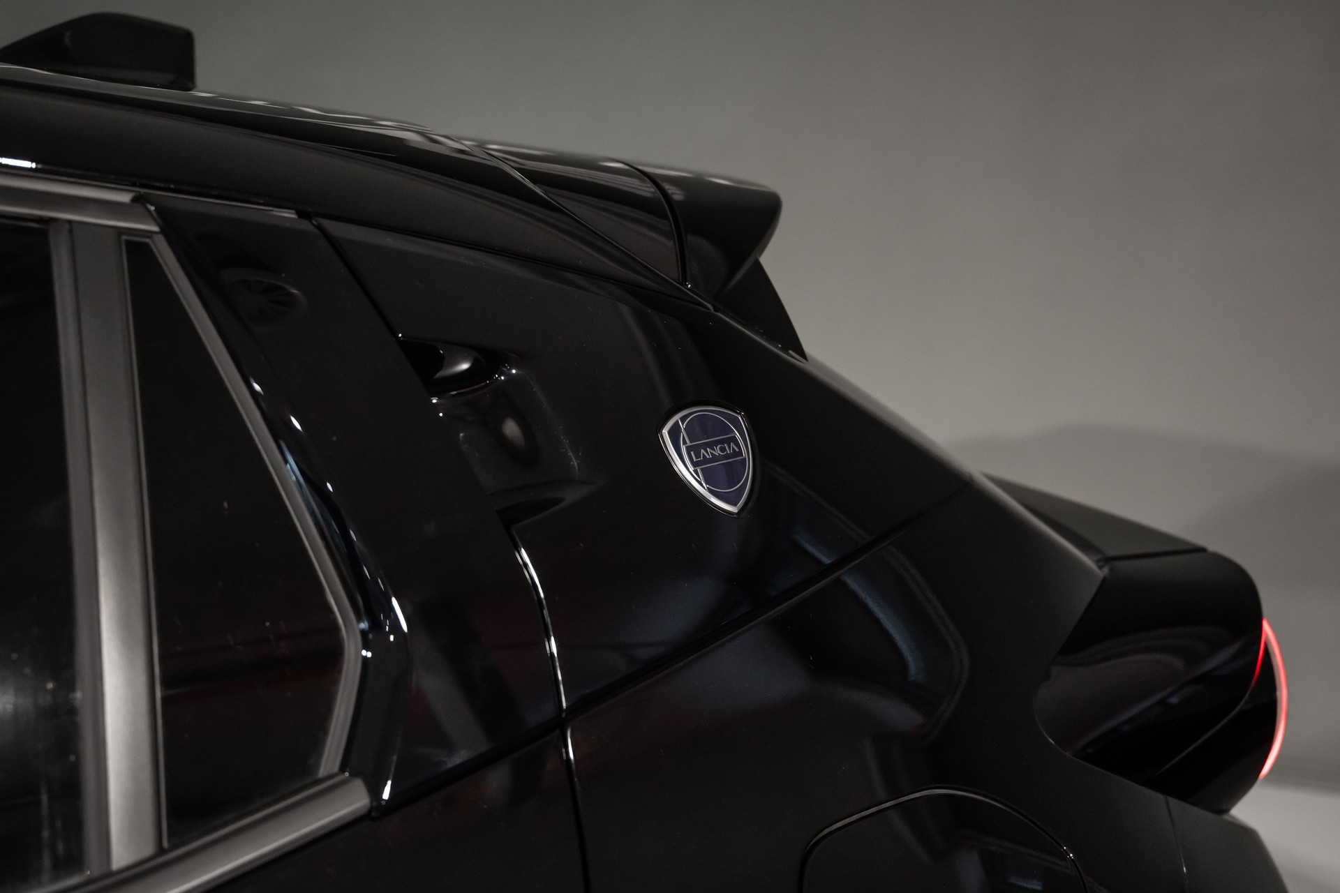 LANCIA Ypsilon 1.2 HF Line-image-30