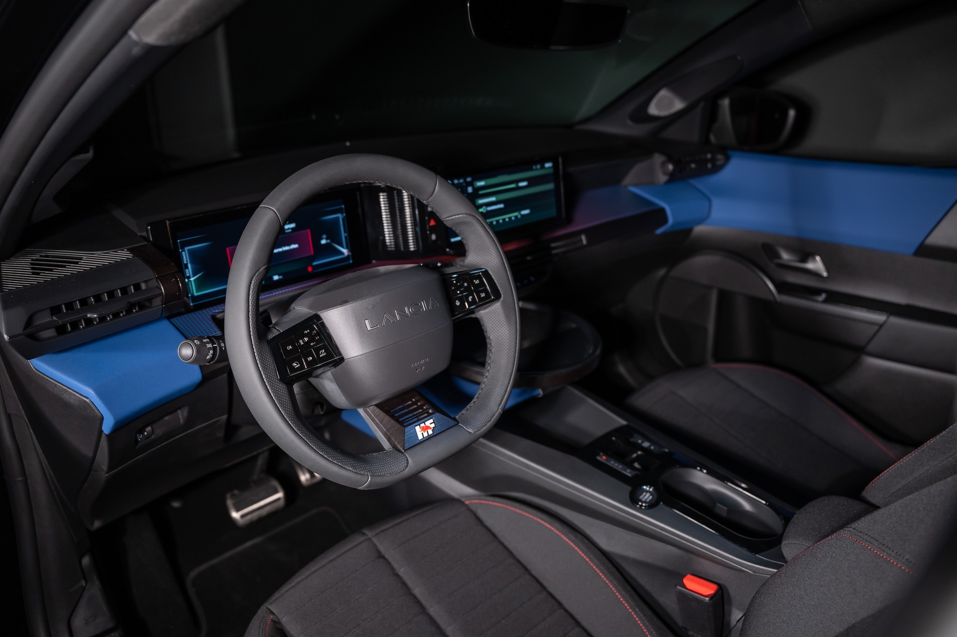 LANCIA Ypsilon 1.2 HF Line-image-8