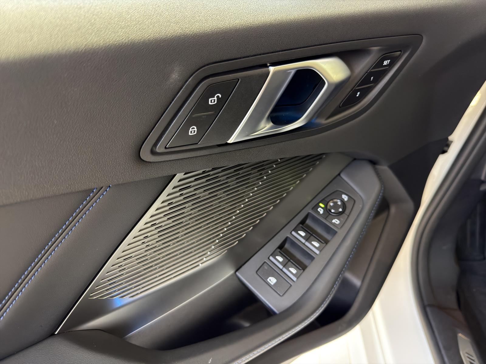 BMW 123 xDrive M-SportPaket-image-8