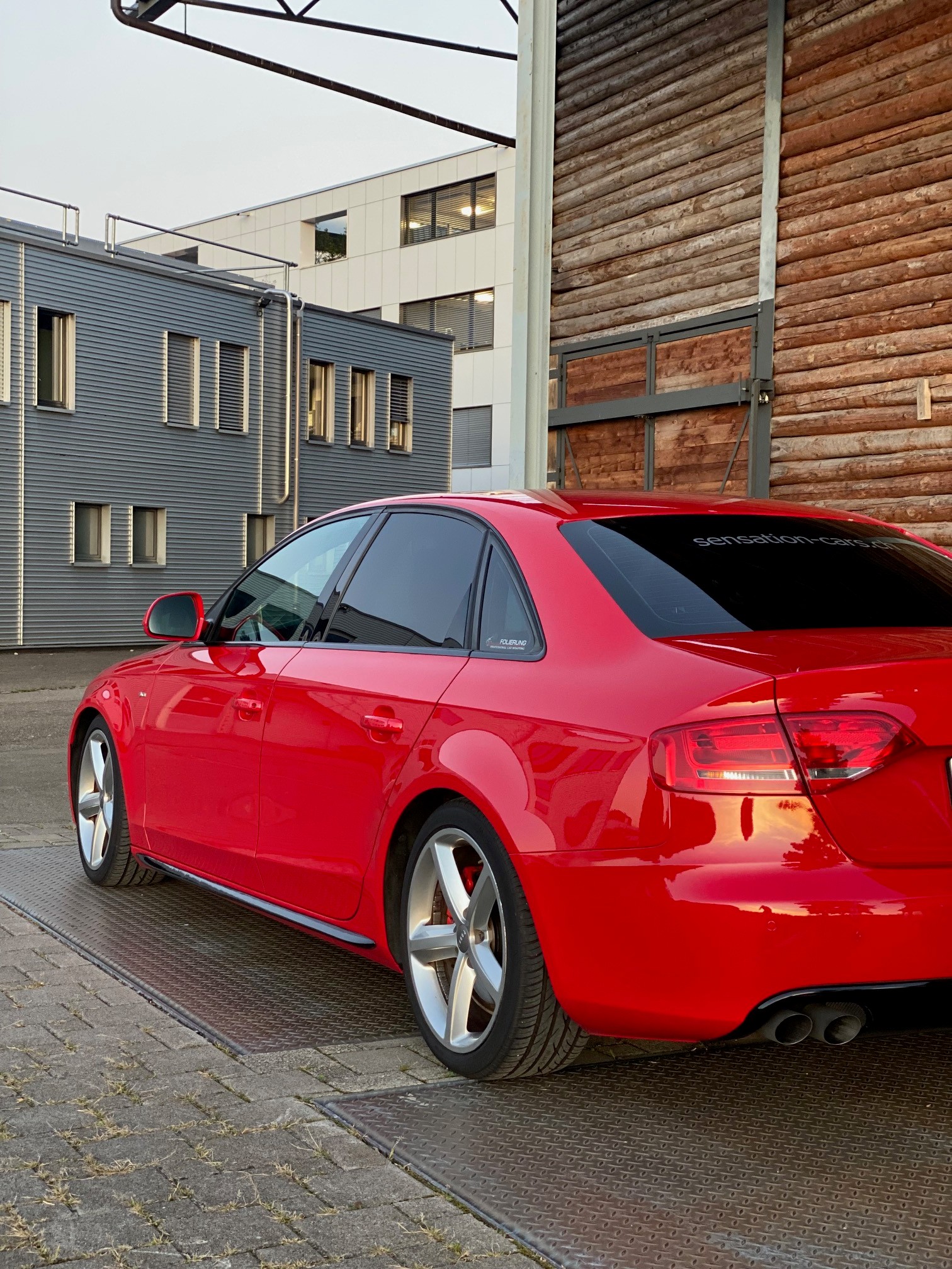 AUDI A4 Limousine 2.0 TDI-image-7