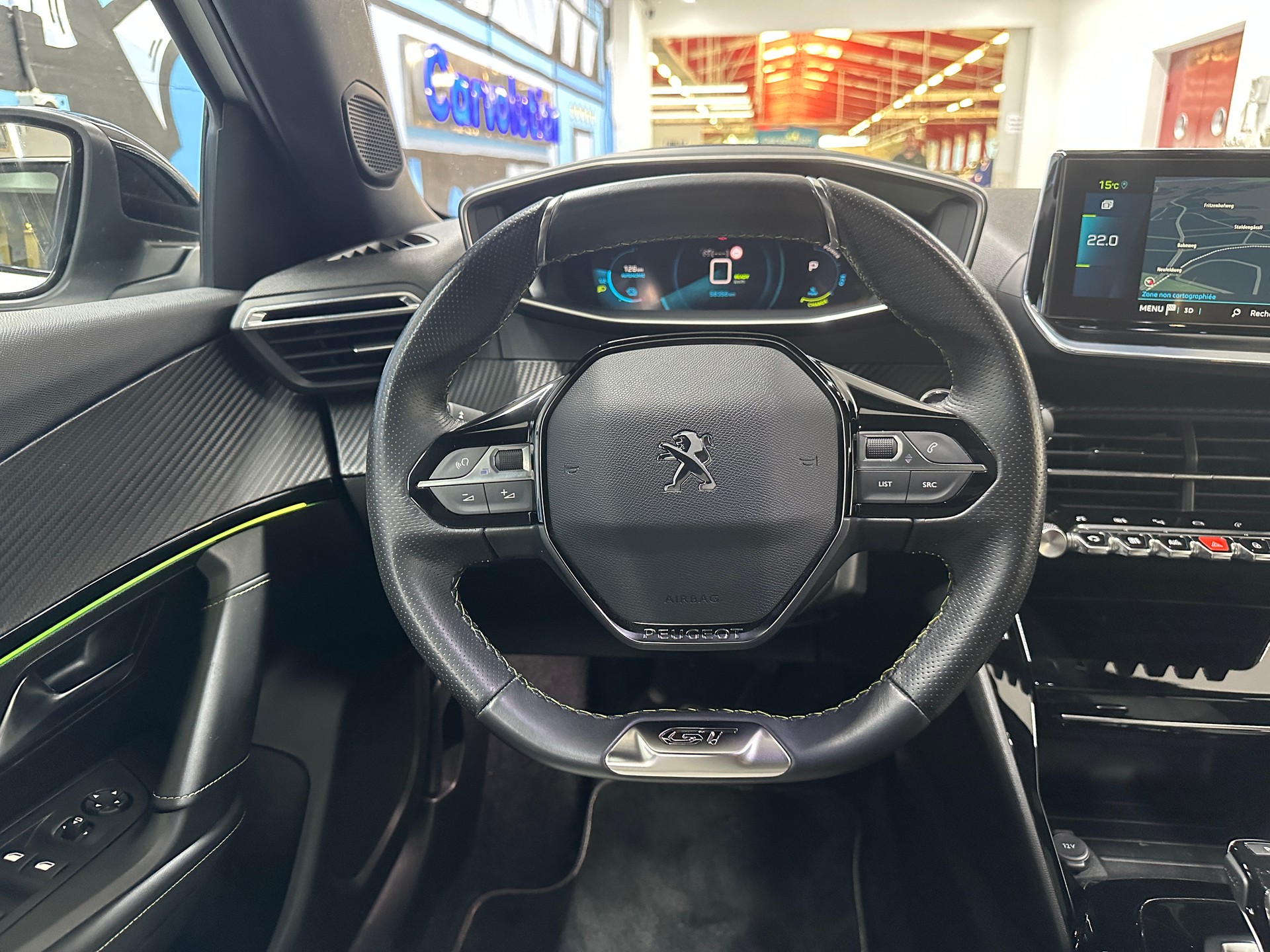 PEUGEOT 2008 e GT Pack-image-10