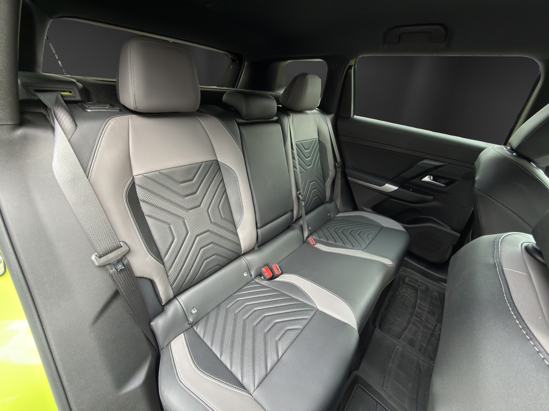 JEEP Compass Elektro 74kWh First Edition-image-16