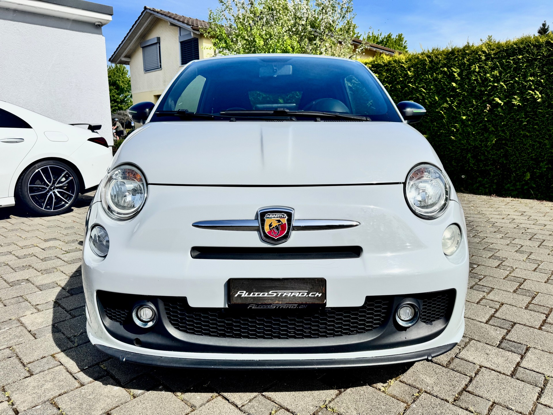 FIAT 500 1.4 16V Turbo Abarth-image-1