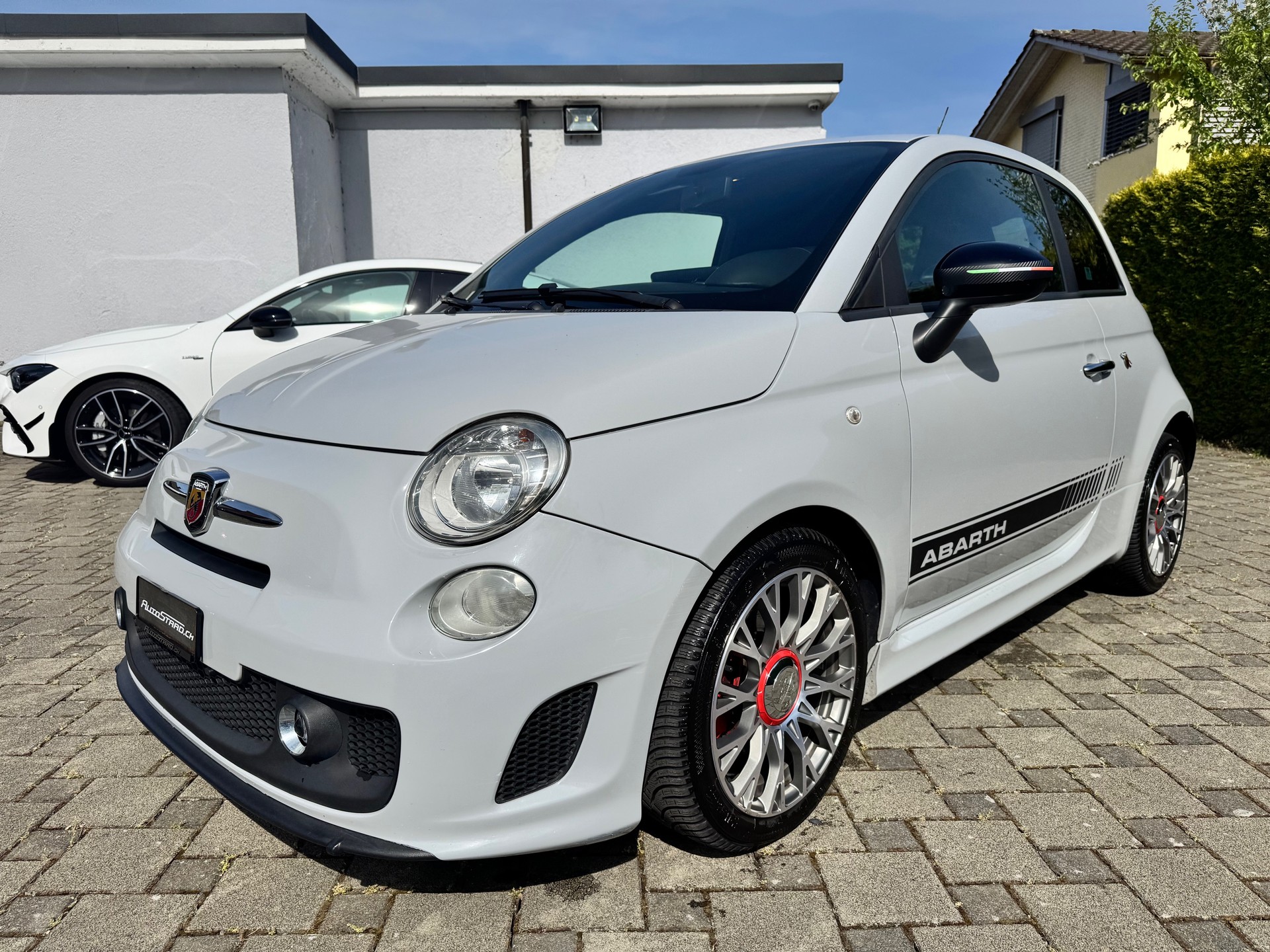 FIAT 500 1.4 16V Turbo Abarth-image-0