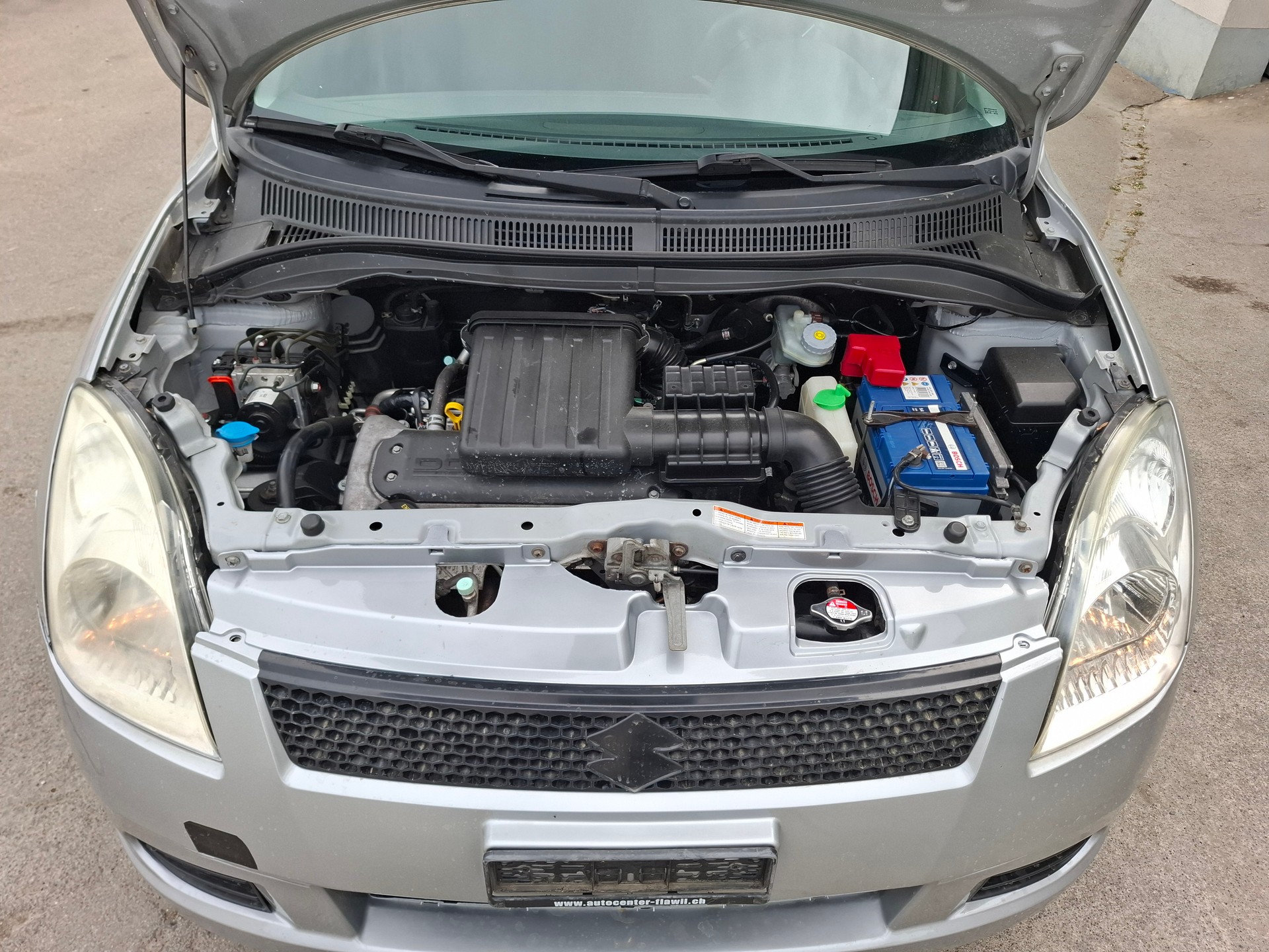 SUZUKI Swift 1.3i 16V GL-image-13