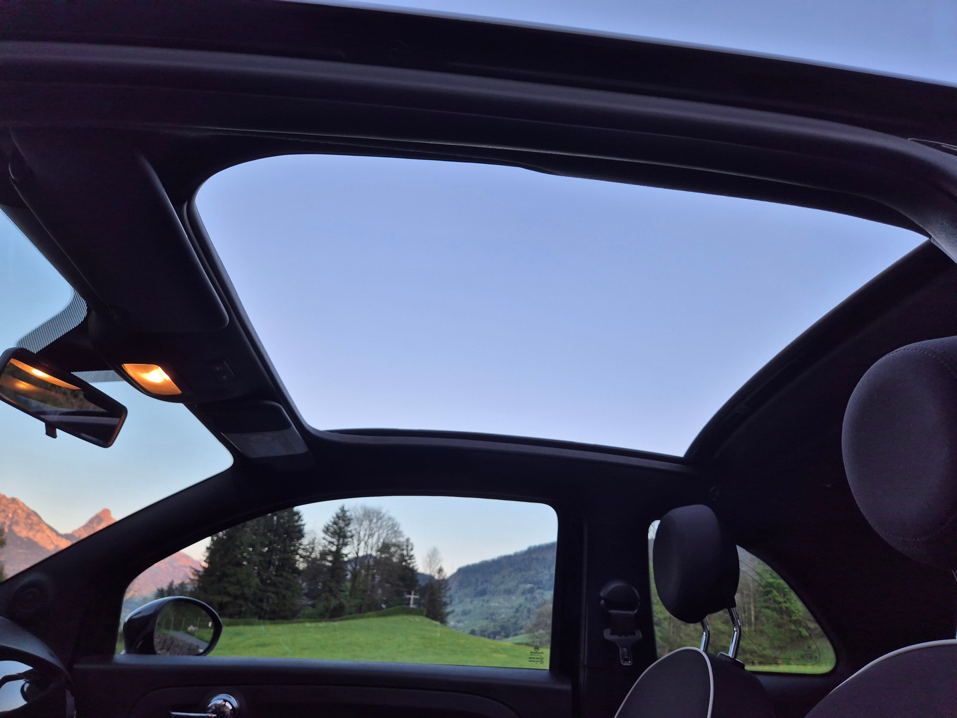 FIAT 500C 1.2 Lounge Dualogic-image-8
