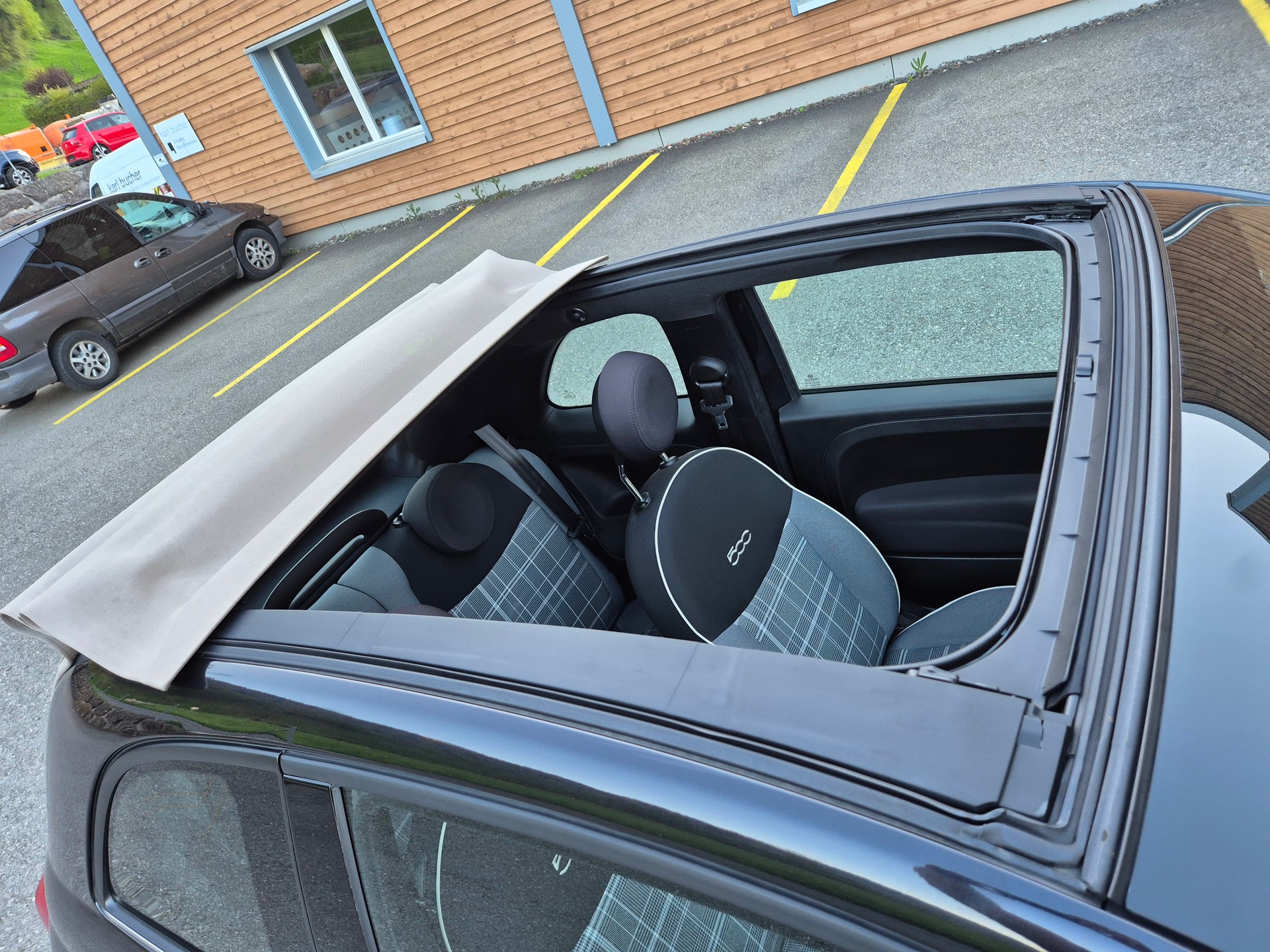 FIAT 500C 1.2 Lounge Dualogic-image-9