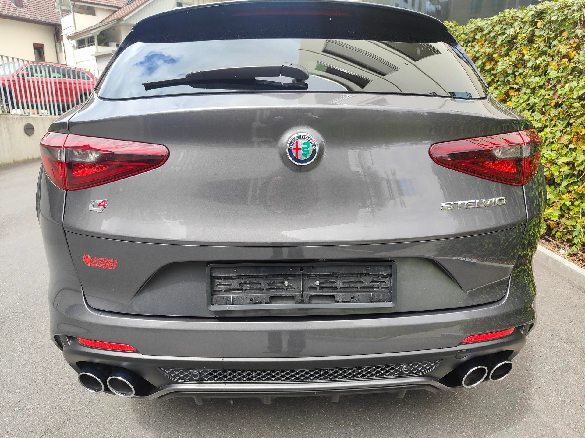 ALFA ROMEO Quatrofolio-image-3