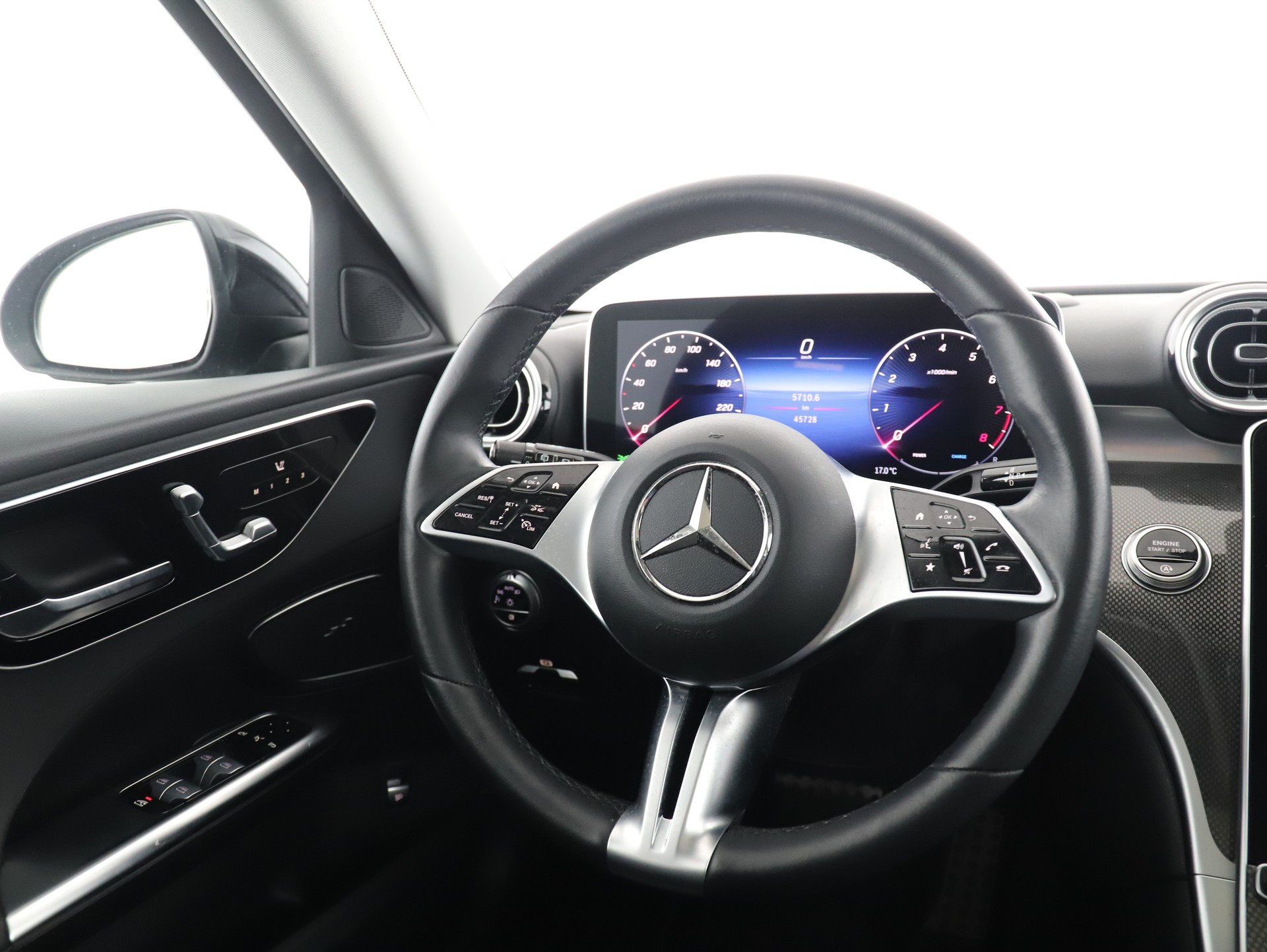 MERCEDES-BENZ C 200 T 4Matic All-T Ava.-image-11